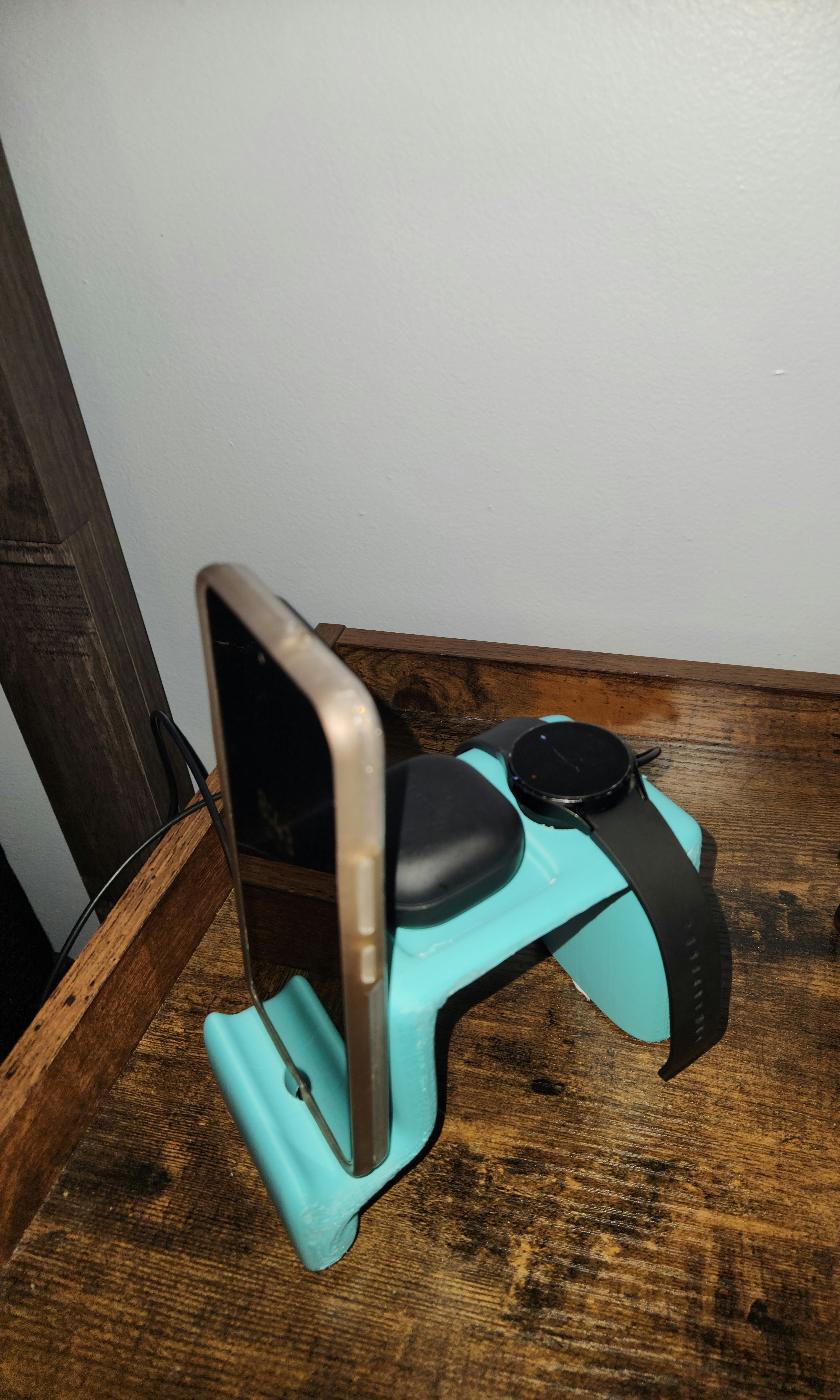 Night stand electronics organizer