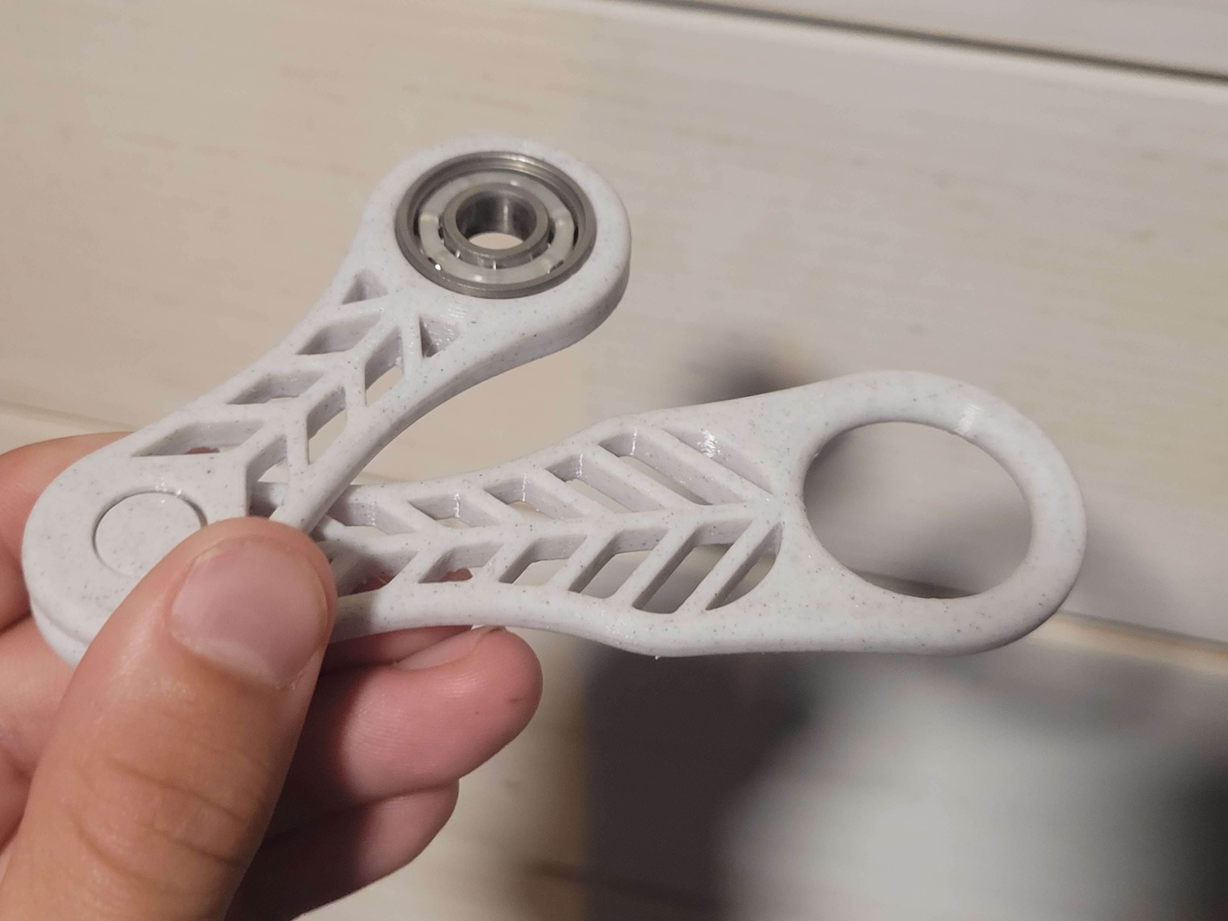 Supportable Finger Slinger