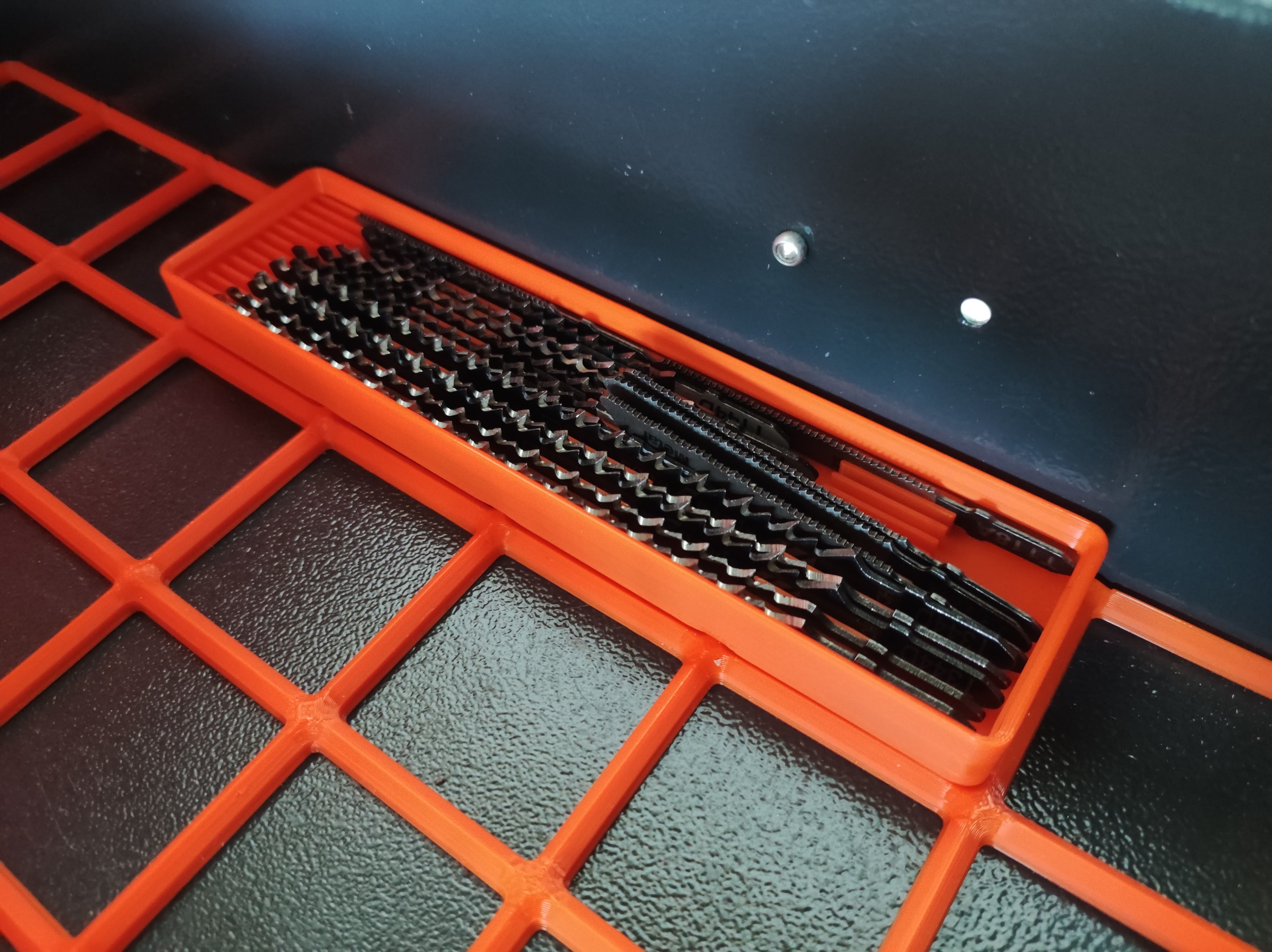 Gridfinity Jigsaw Blade Holder