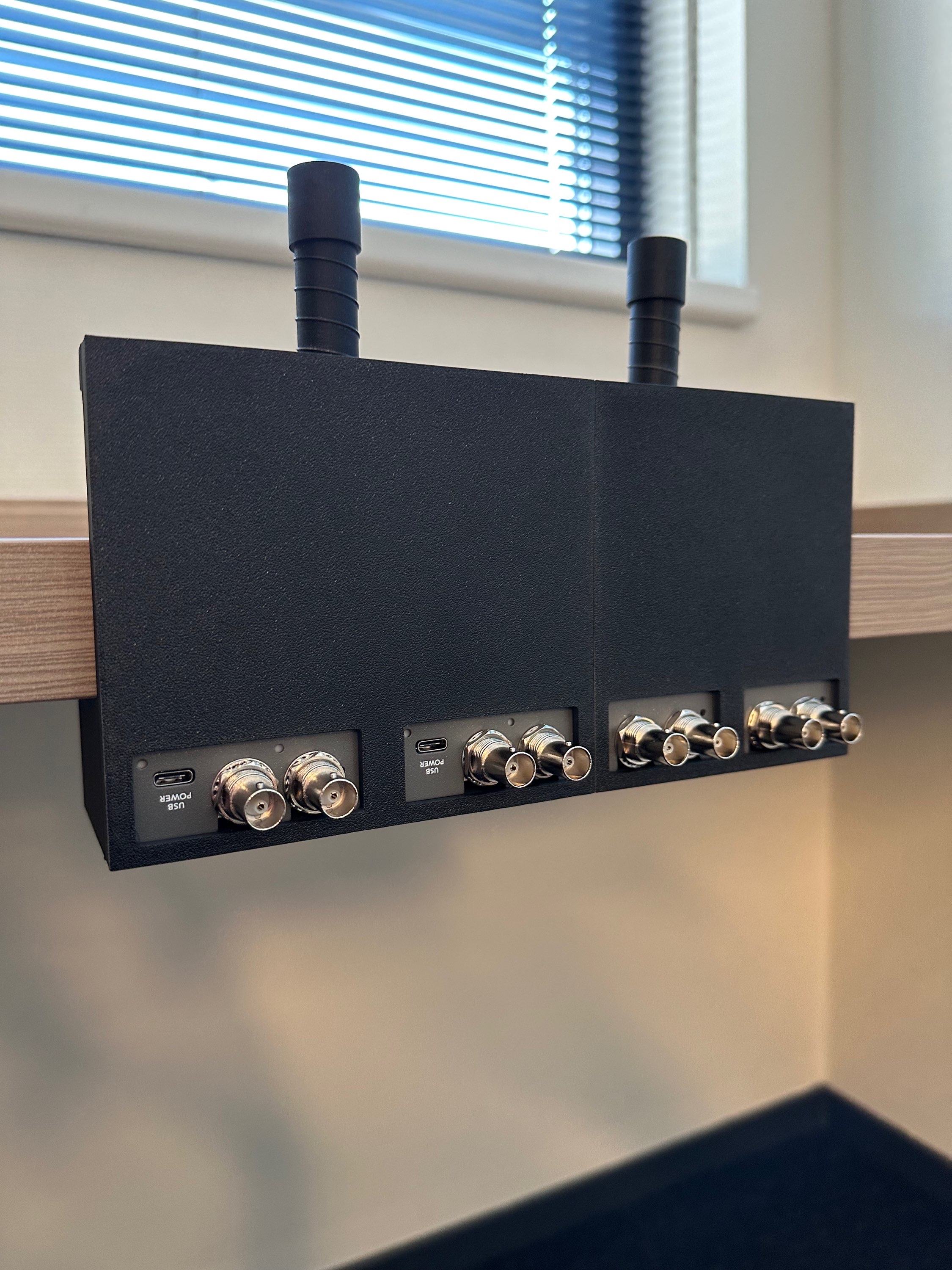 Blackmagic Micro converter Table mount — miniatura 5