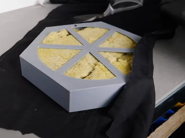 Hexagonal acoustic panel