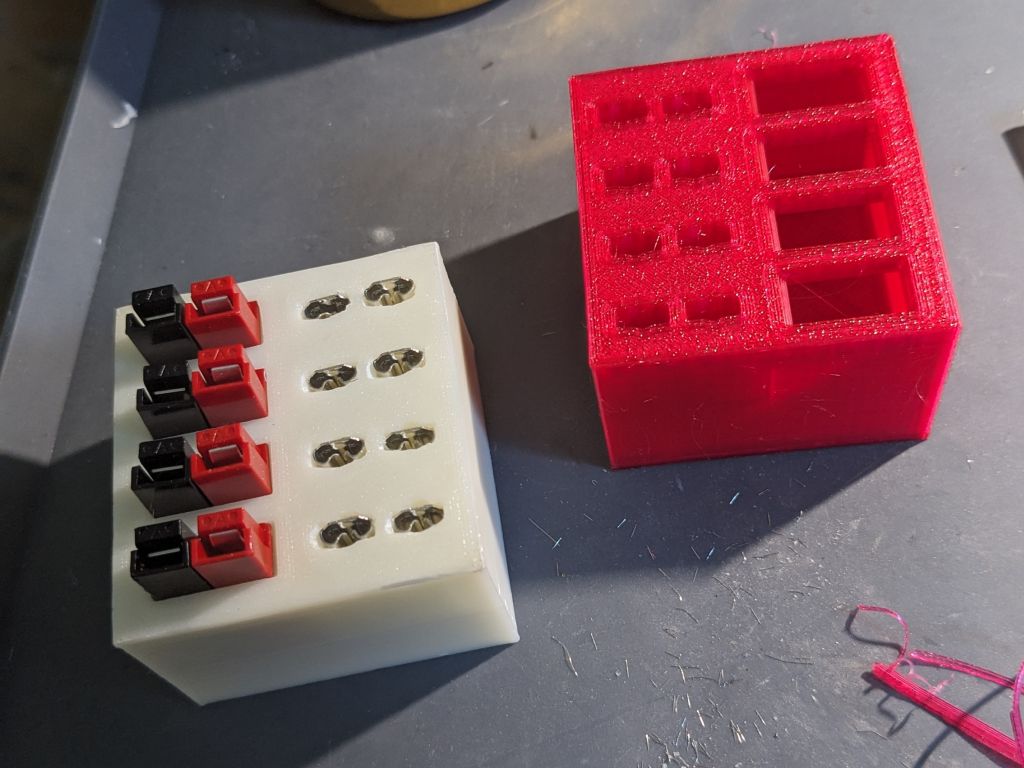 Parameterized F360 Anderson PowerPole Fuse Block