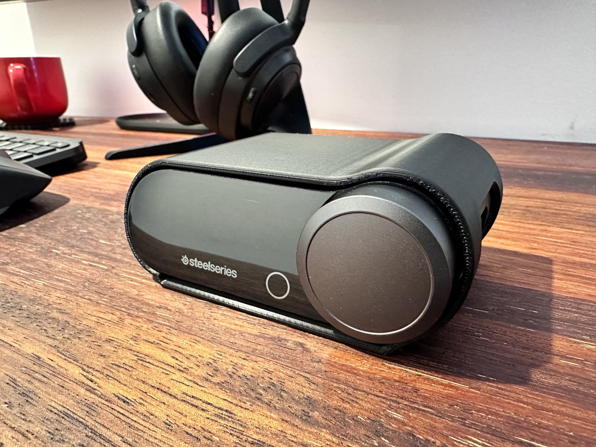 ARCTIS Nova Pro Wireless under desk and side mount by APEX Download