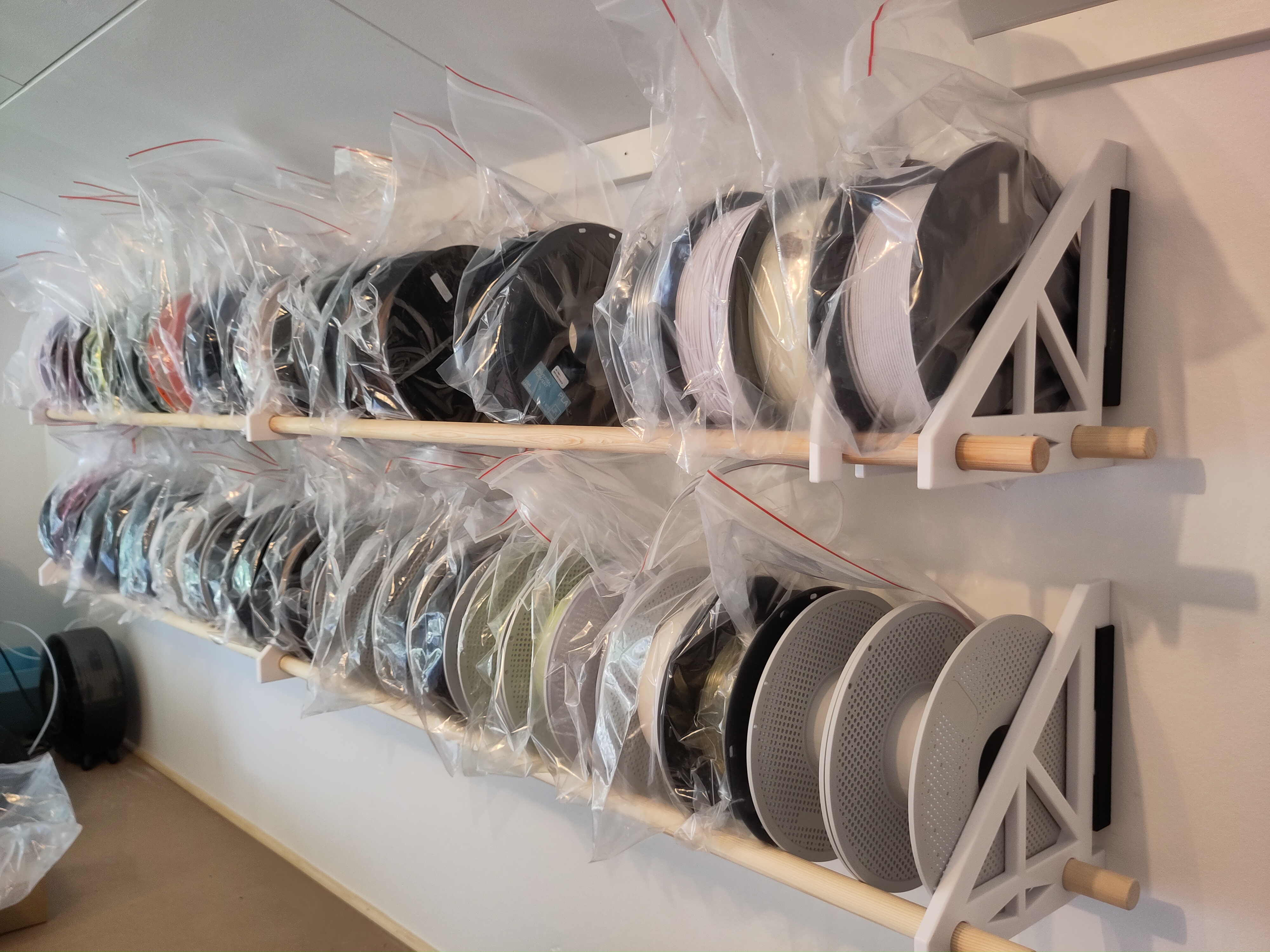 Filament rack