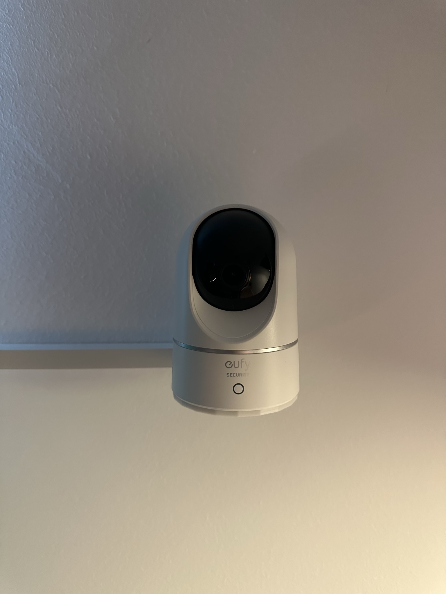 Eufy Security Indoor Cam 2k pan and tilt wall mount by Patrick Schaefer ...