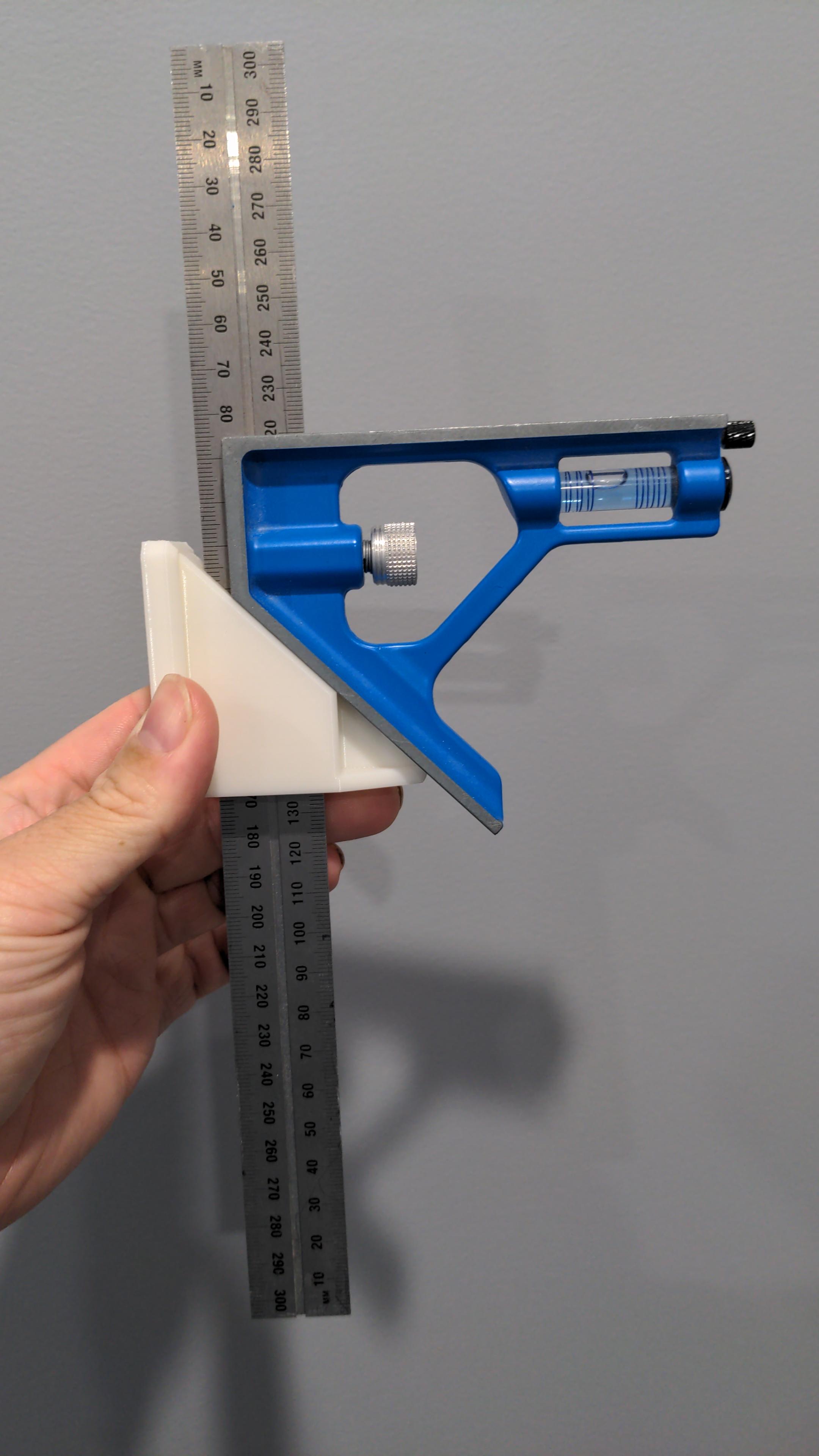 Miniatura 2 do modelo 3D Combination square holder (Sy's peglock system)