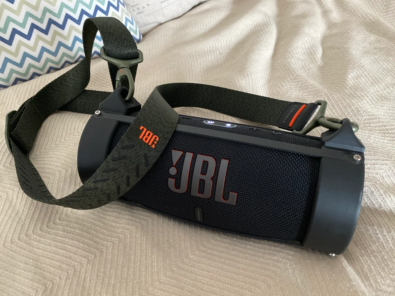 JBL Charge Clip Case by Download free STL model