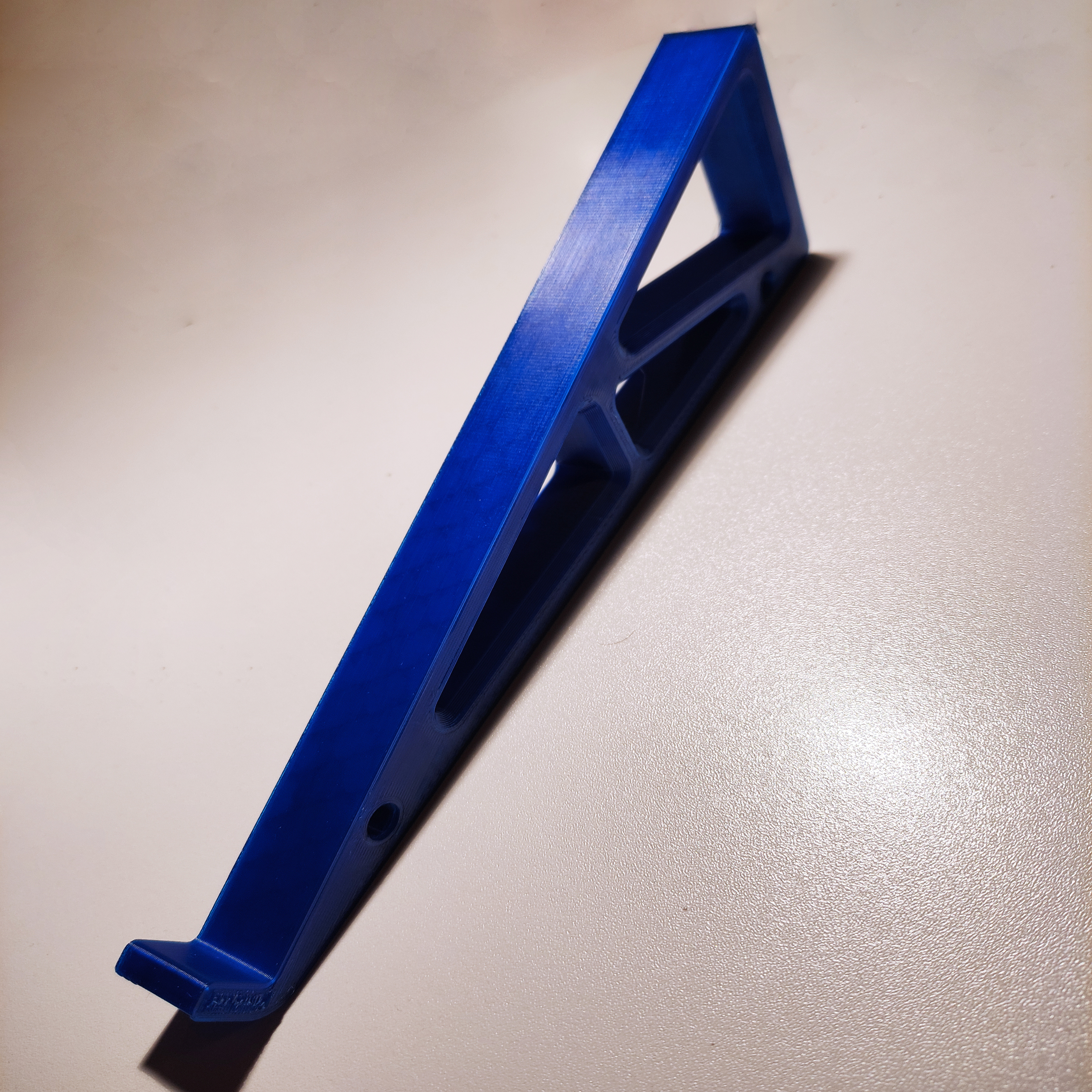 (Voronoi) Laptop Stand 8mm round material