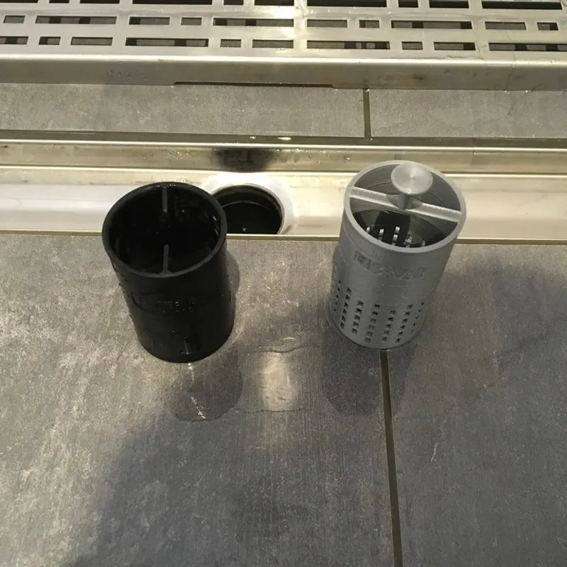 SiSi - strainer-Siphon combination for floor level shower drains