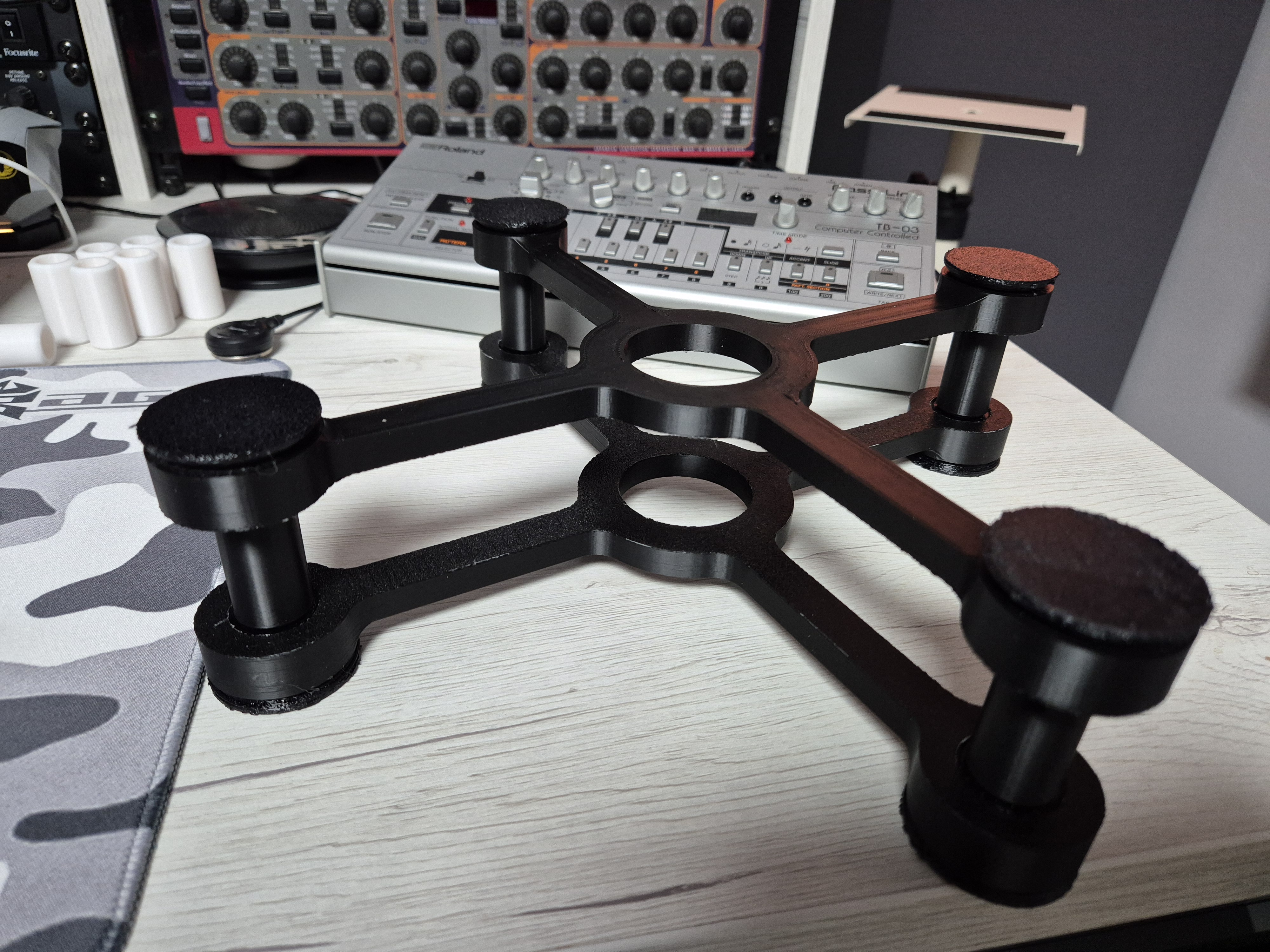 Isolation Stand — miniatura 4
