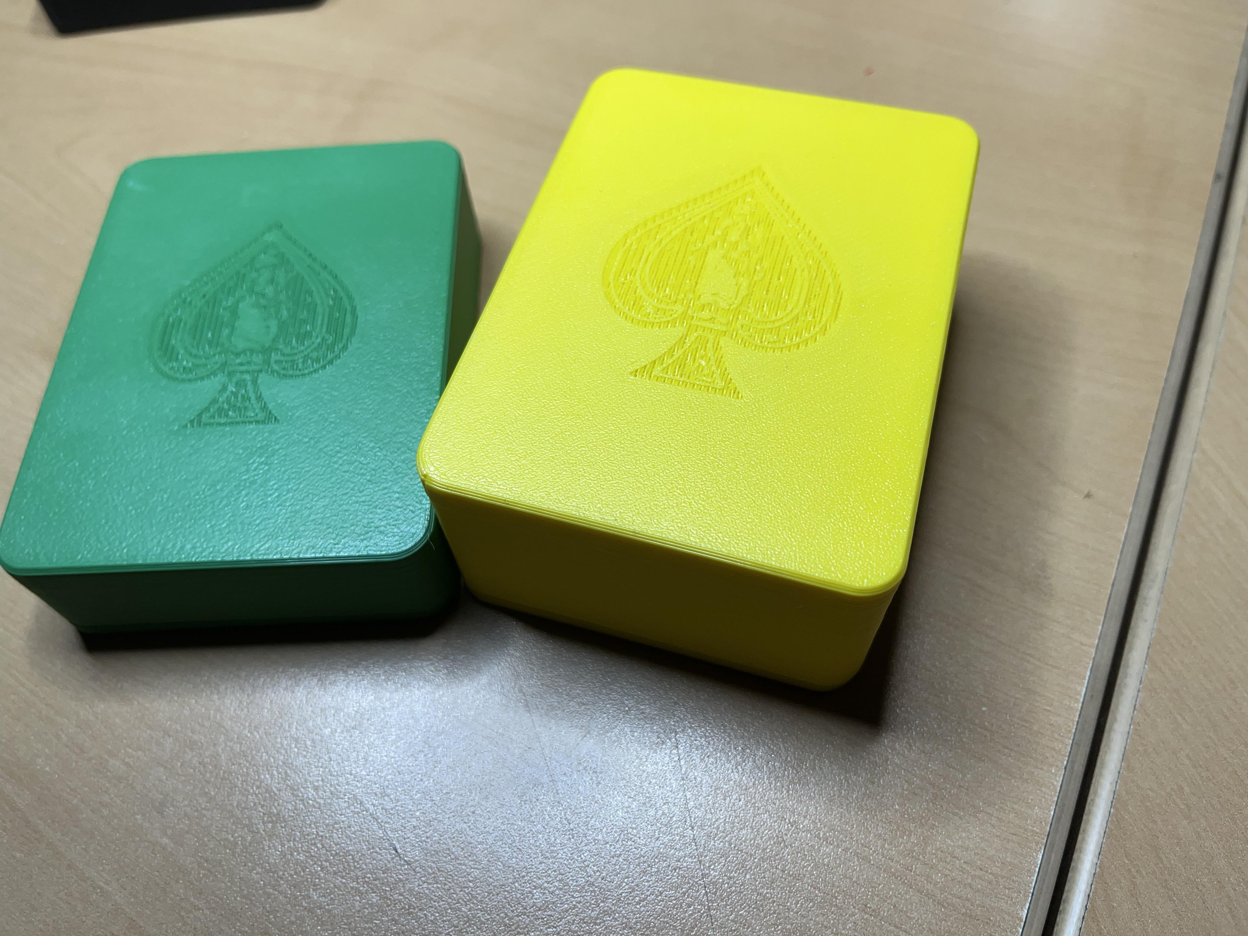 Miniatura 4 do modelo 3D Playing Card Snap Box