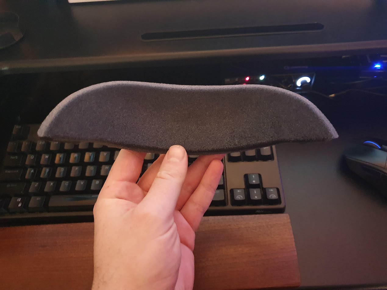 Pimax Crystal - Quest Pro style floating facial interface (WIP)
