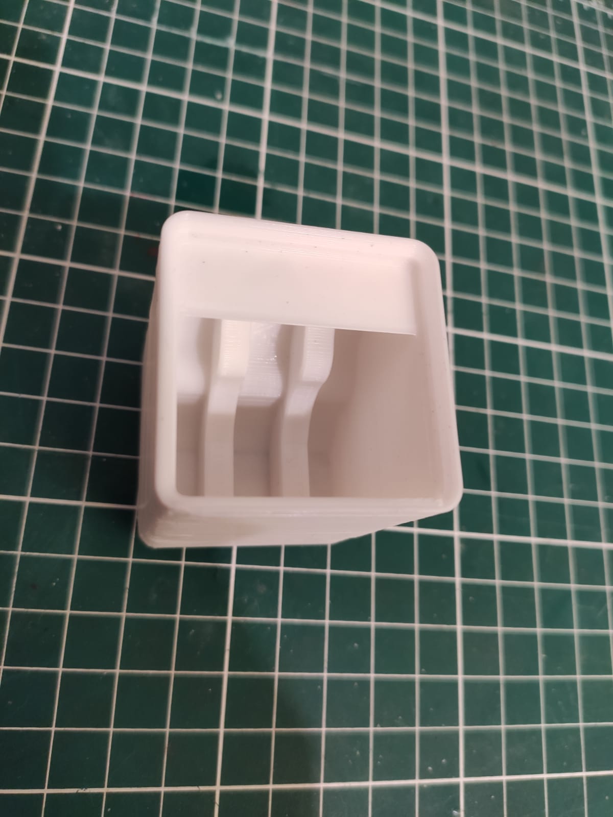 Miniatura 3 do modelo 3D Bearings Storage Bin - Gridfinity Refined