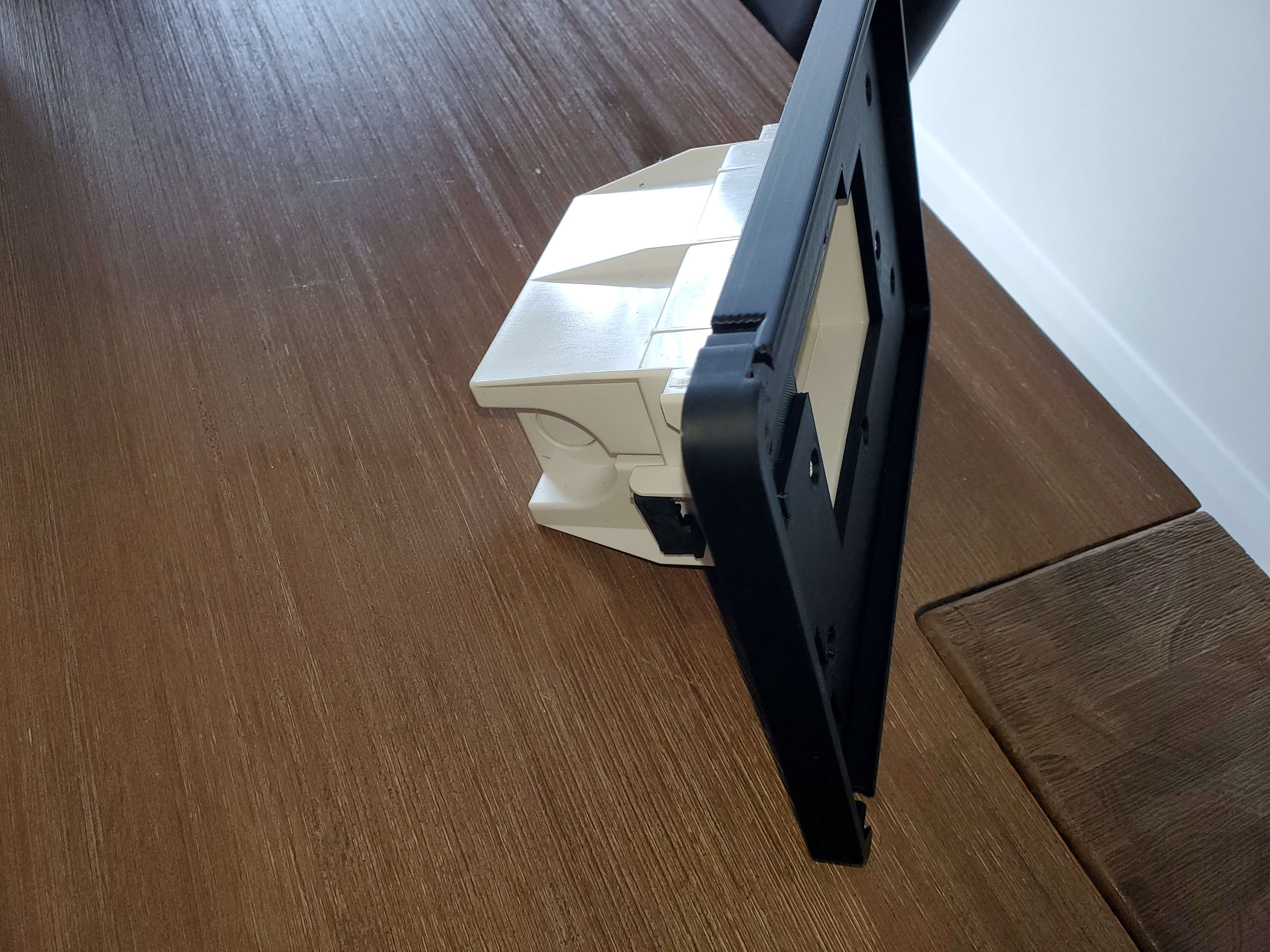 Remix of Wall Mount for Fire Tablet HD 10 (11th Gen, 2021) by Xtacy