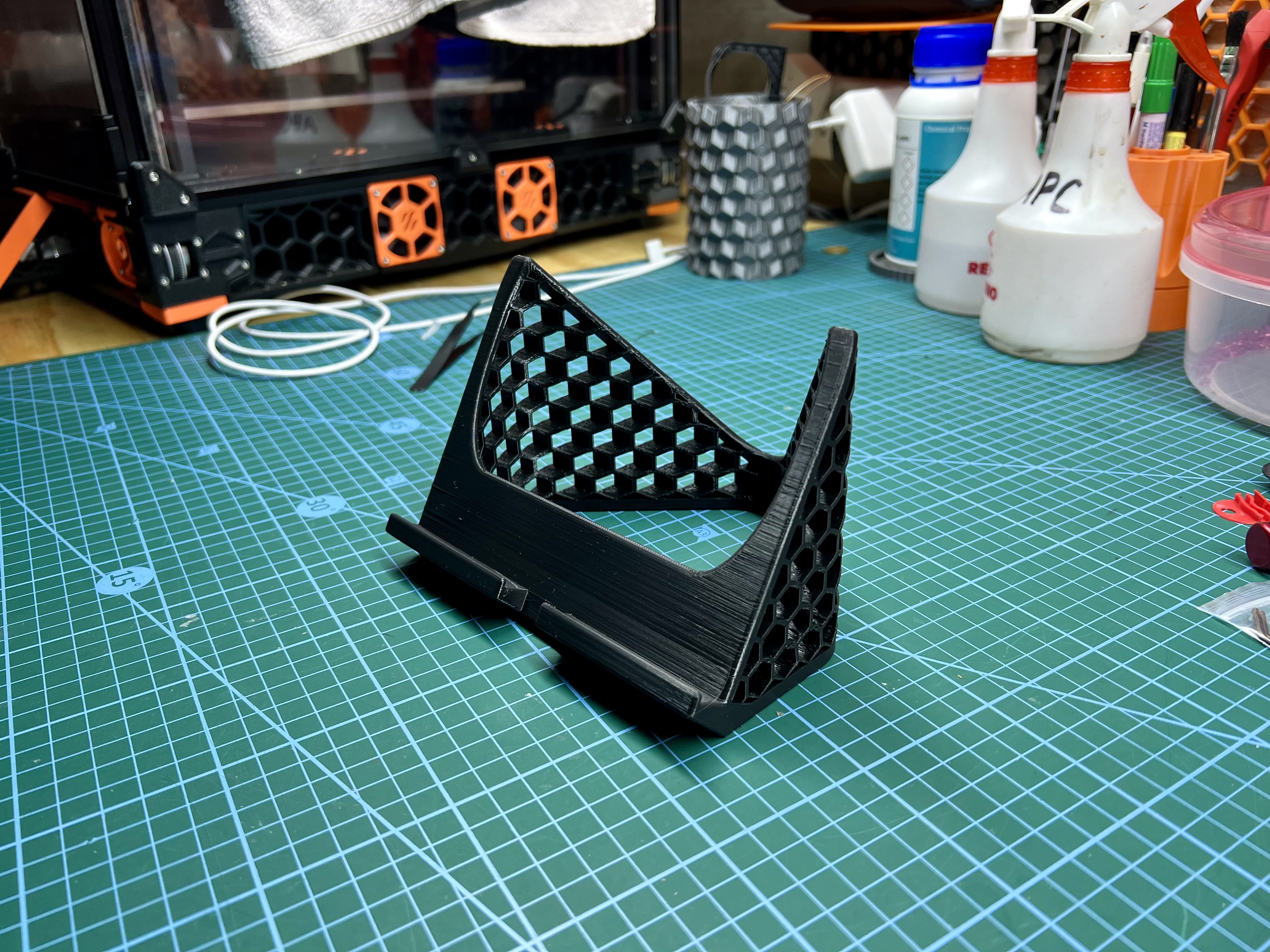 Miniatura 2 do modelo 3D Large iPad Stand