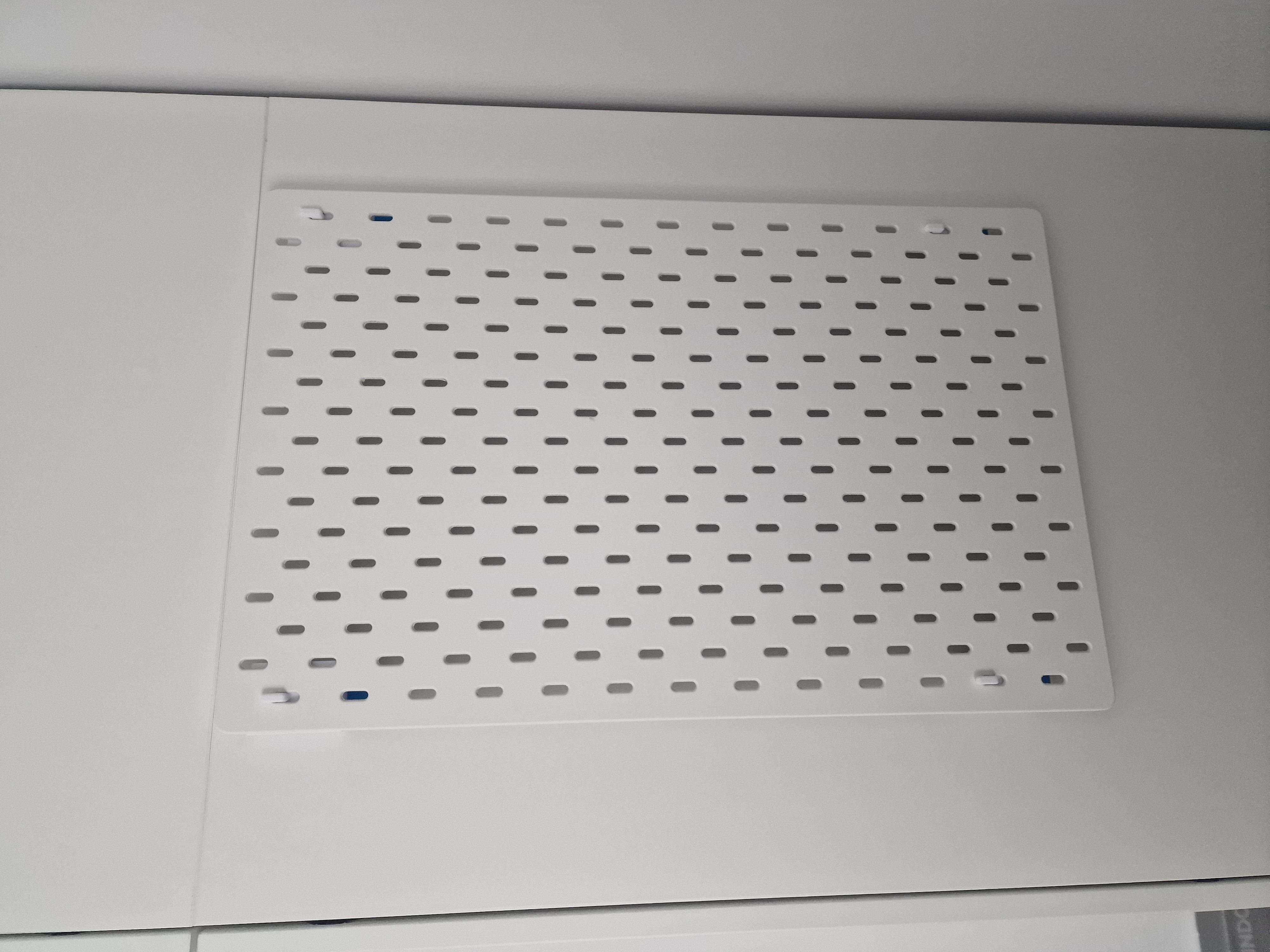 Skadis Tesa Powerstrips Tape Wall Mount (no screws, parametric) by