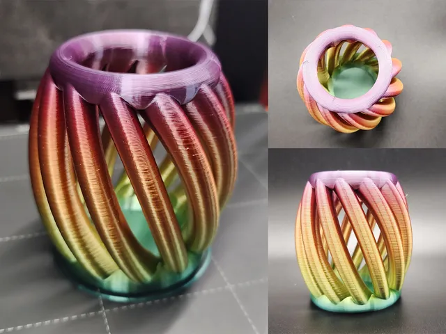 Twisted Barrel Pen Cup