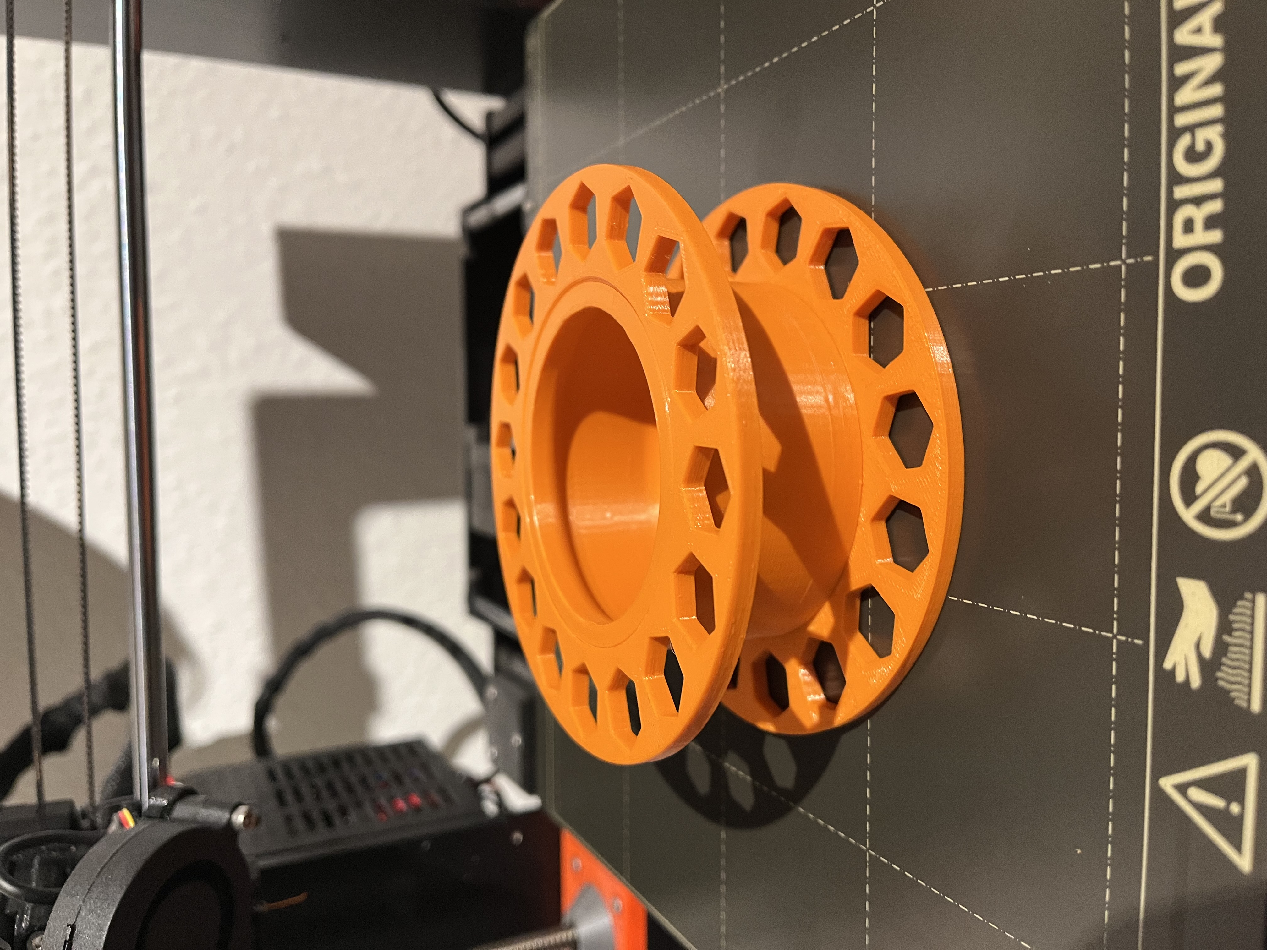 Miniatura 4 do modelo 3D Small Cable Spool