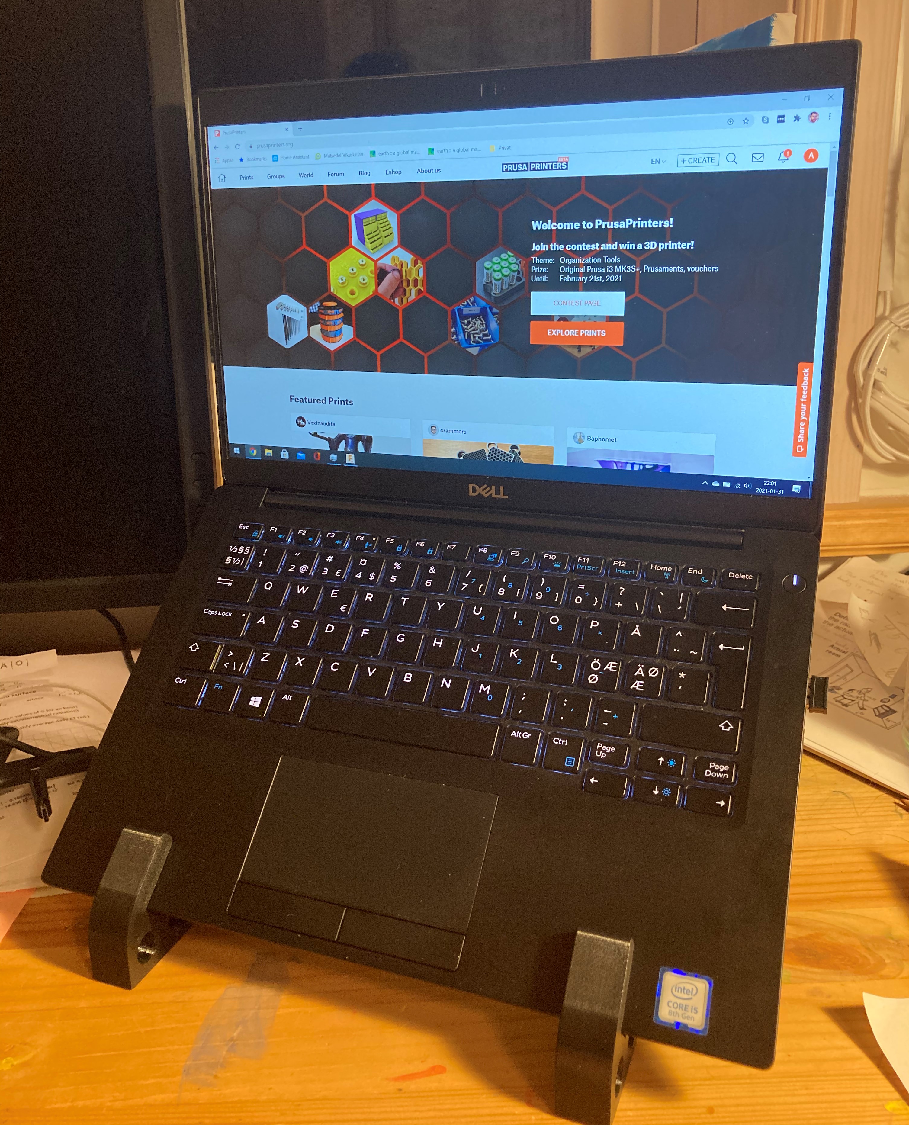 Laptop stand v2