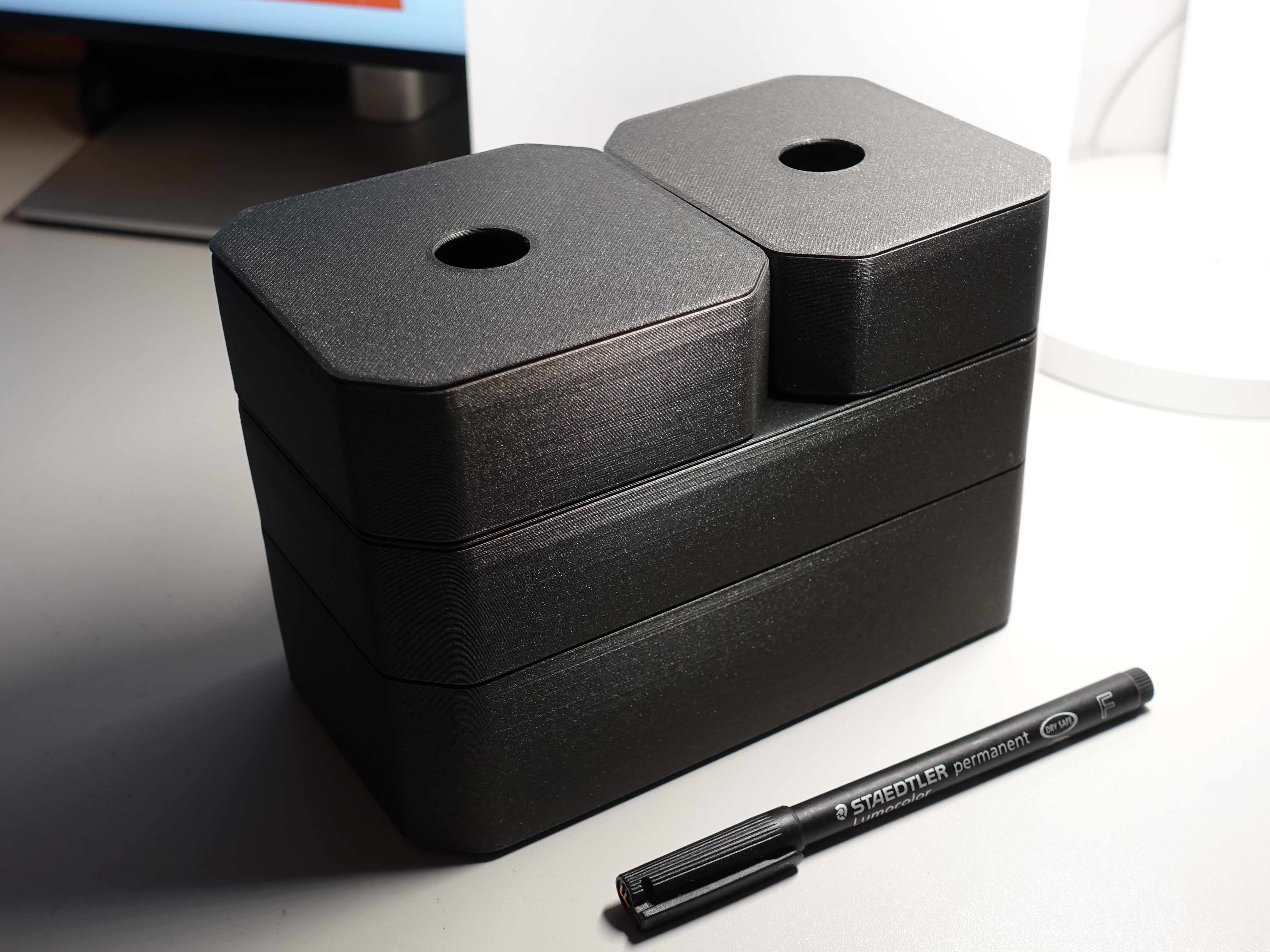 Miniatura 2 do modelo 3D Stackable Organizer System