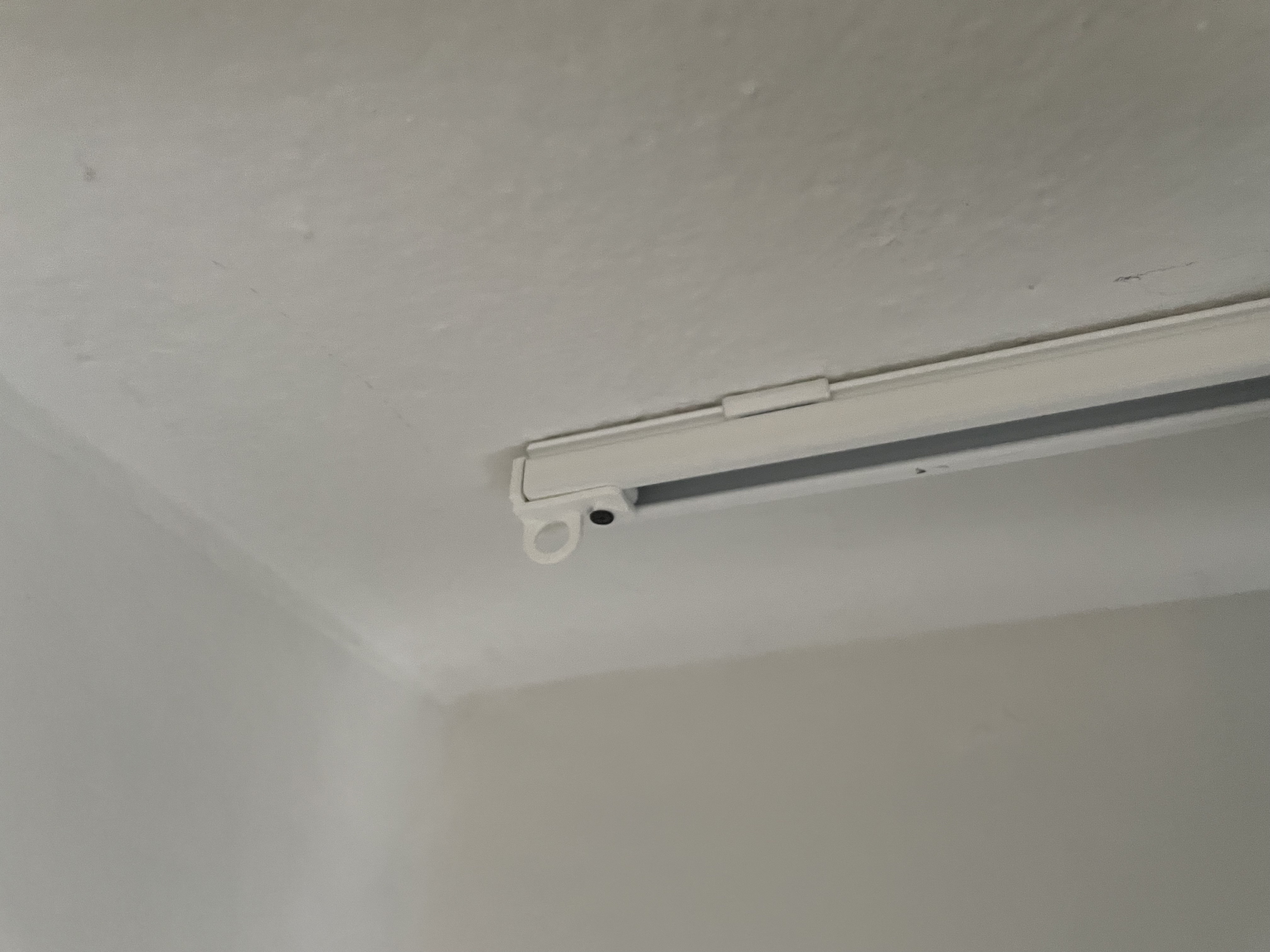 Curtain stop