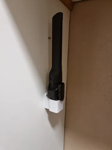 Shark vacuum attachment wall mount