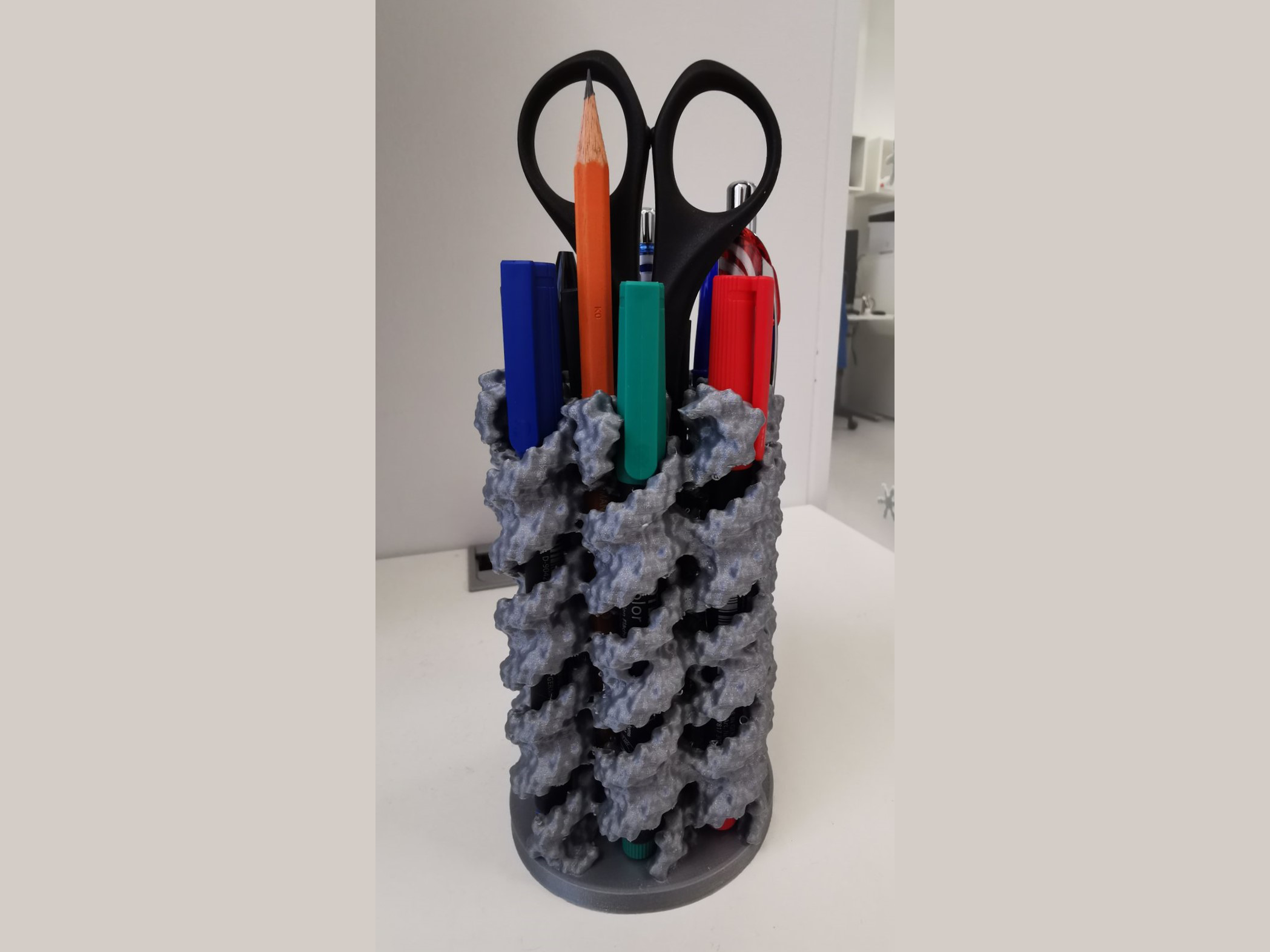 RNA Origami Pen Holder