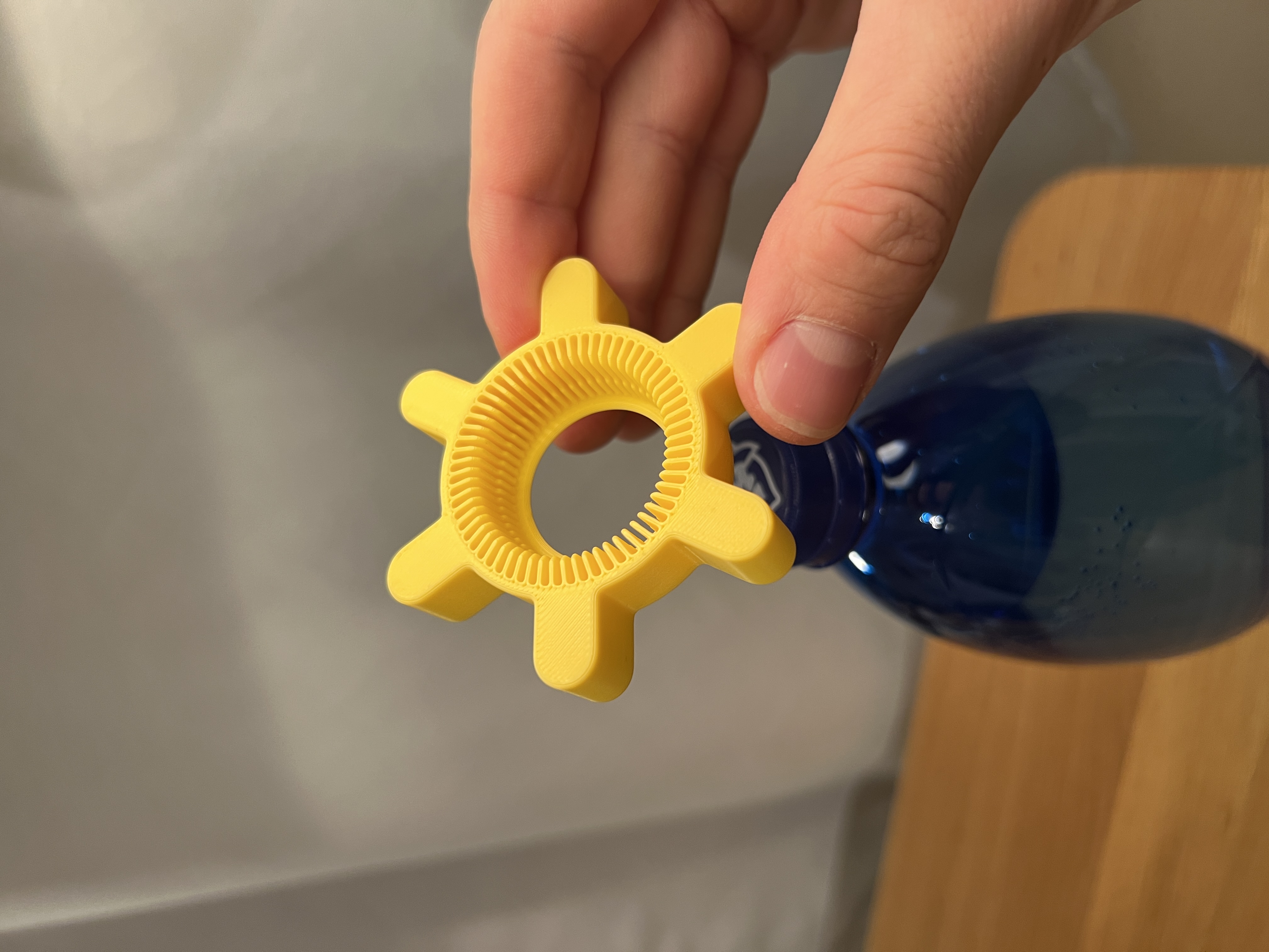 Miniatura 3 do modelo 3D Bottle Cap Opener