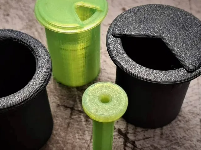 "Tube Thingy" - multi purpose, fully parametric cable grommet dufus (with optional cap)