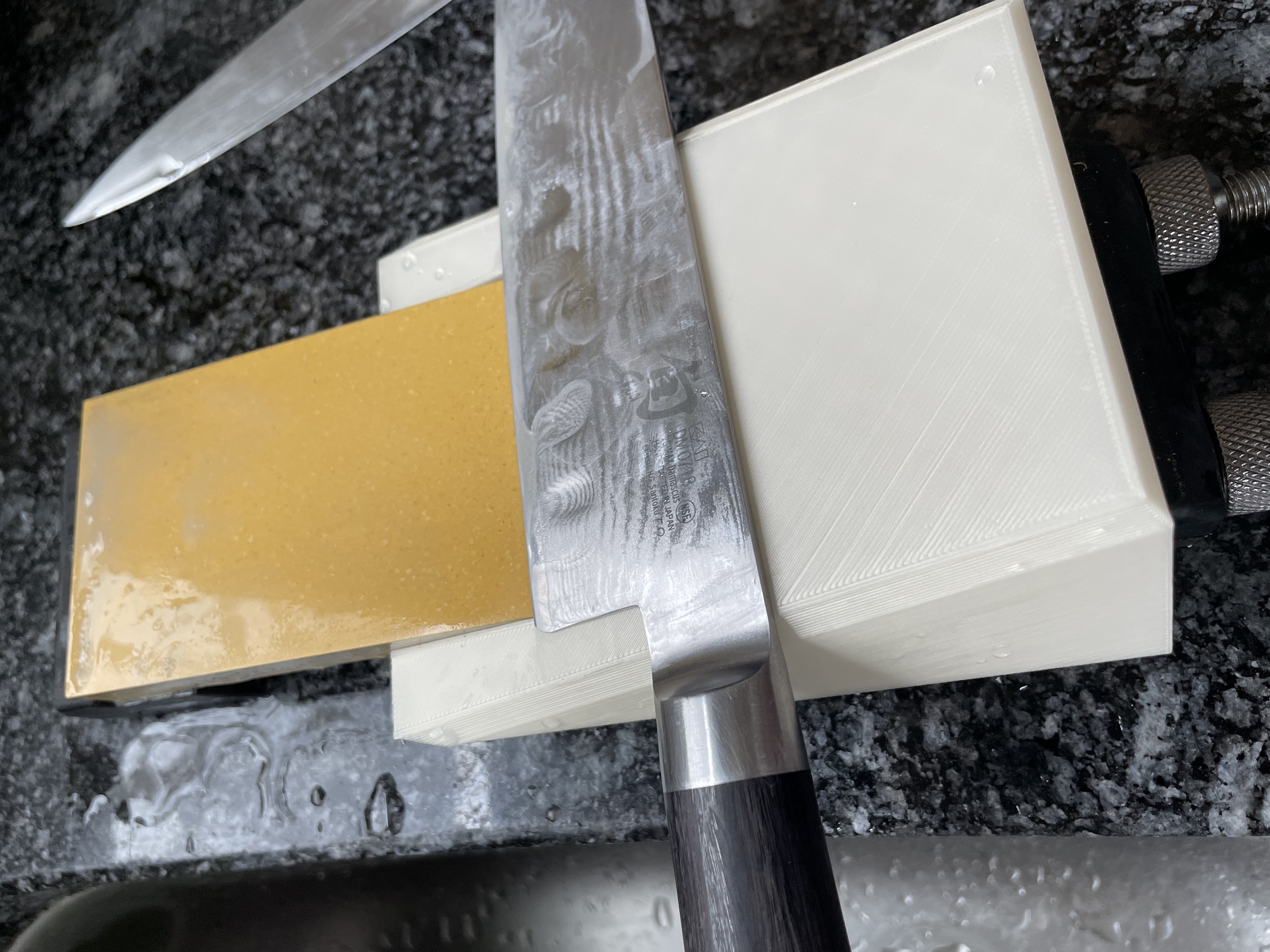 Miniatura 2 do modelo 3D Knife sharpening jig
