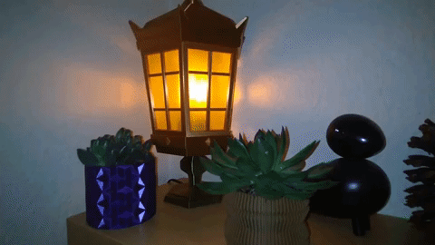 Ship lantern with lighbulb