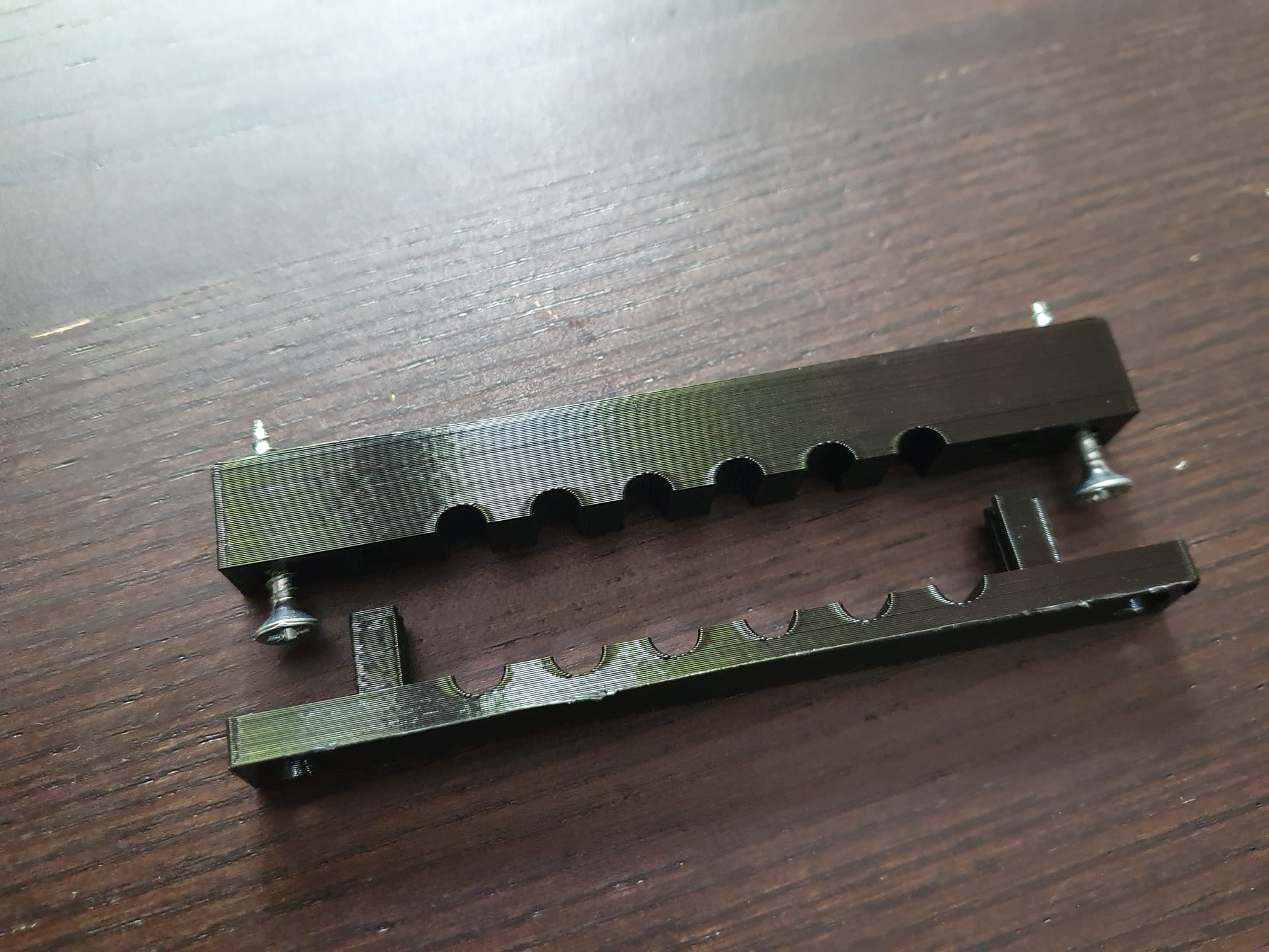 Lockable Cable Manager