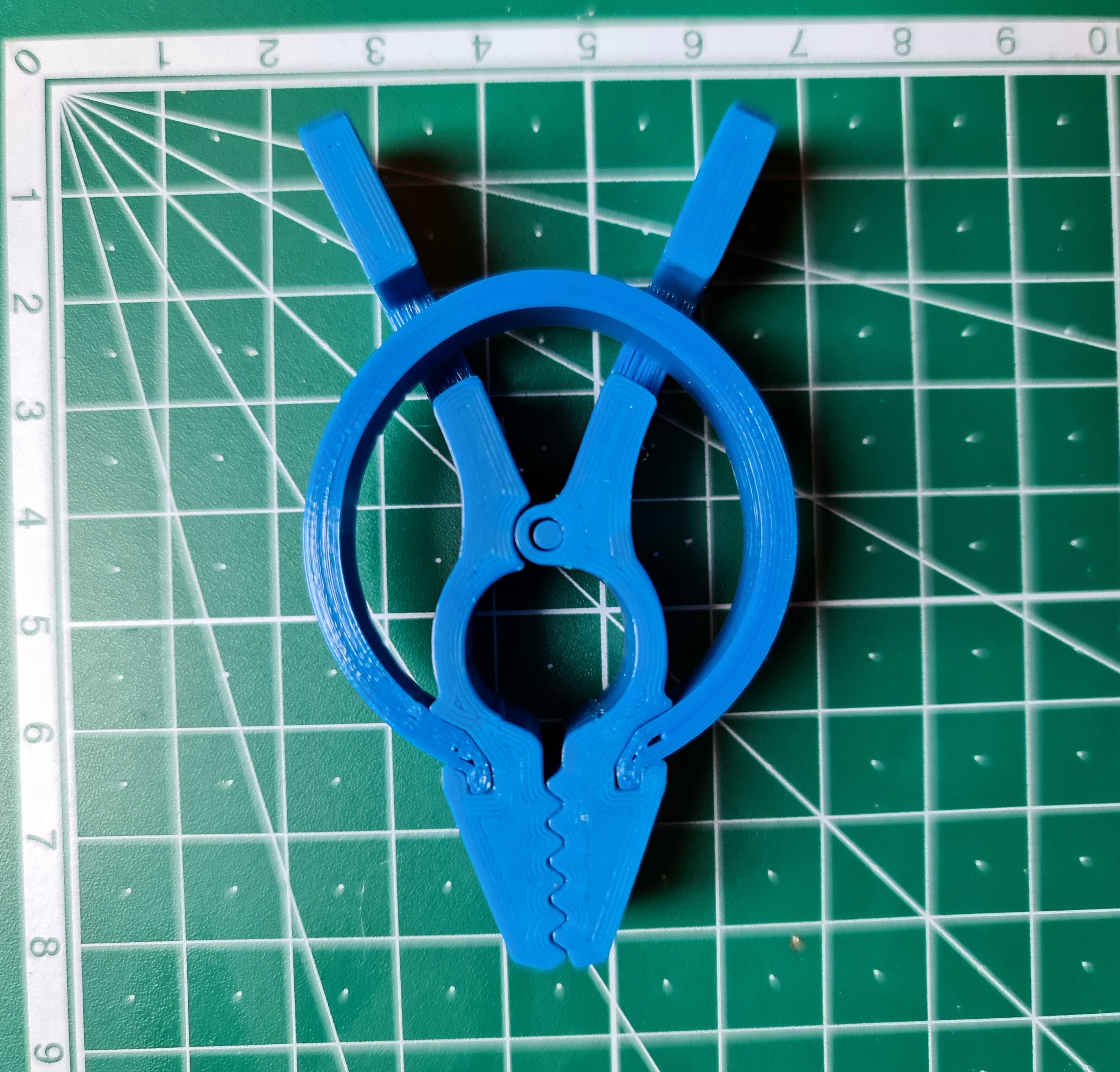 (Print In Place) Clip V4_1_HEDO