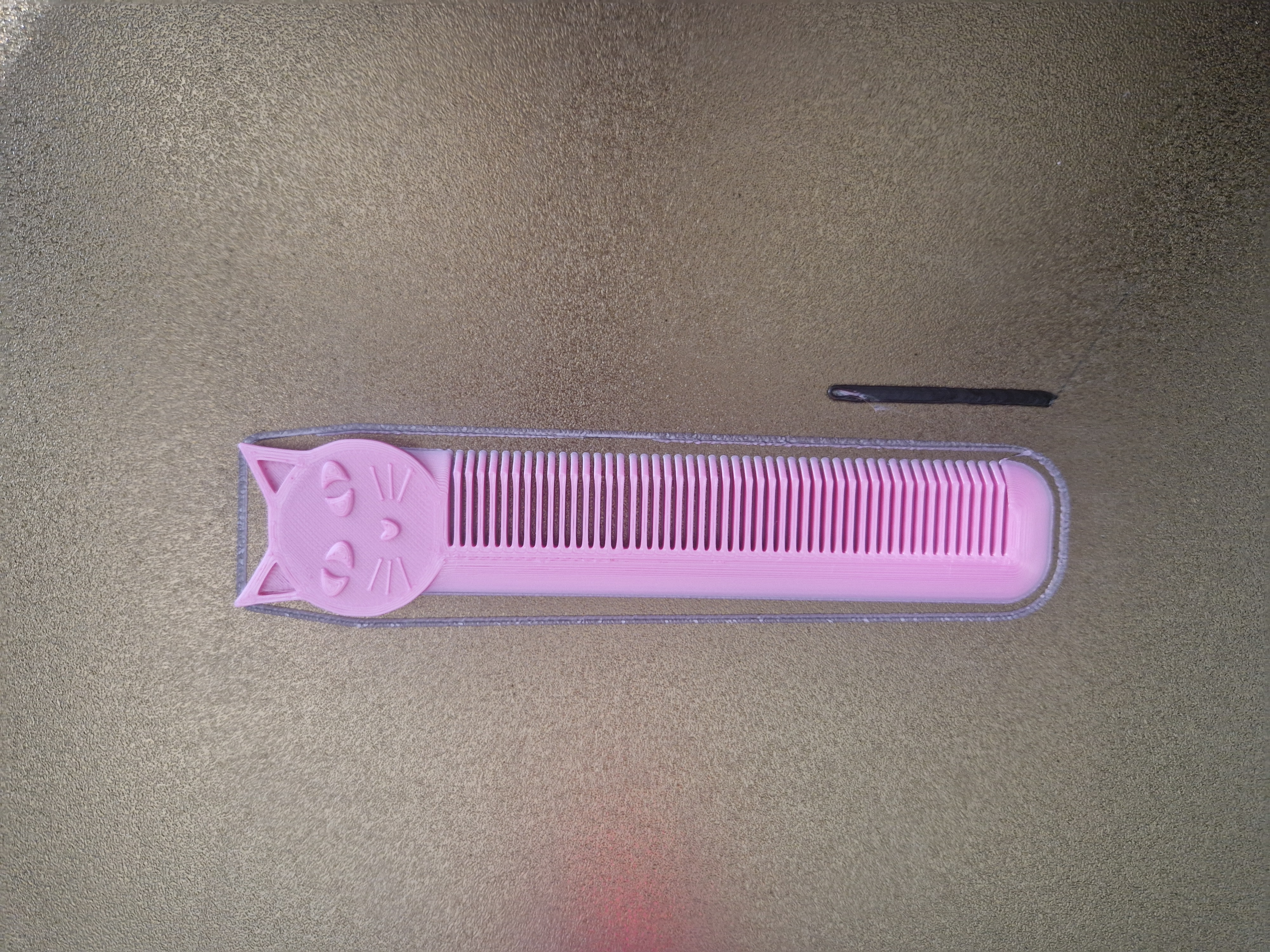 Cat head comb