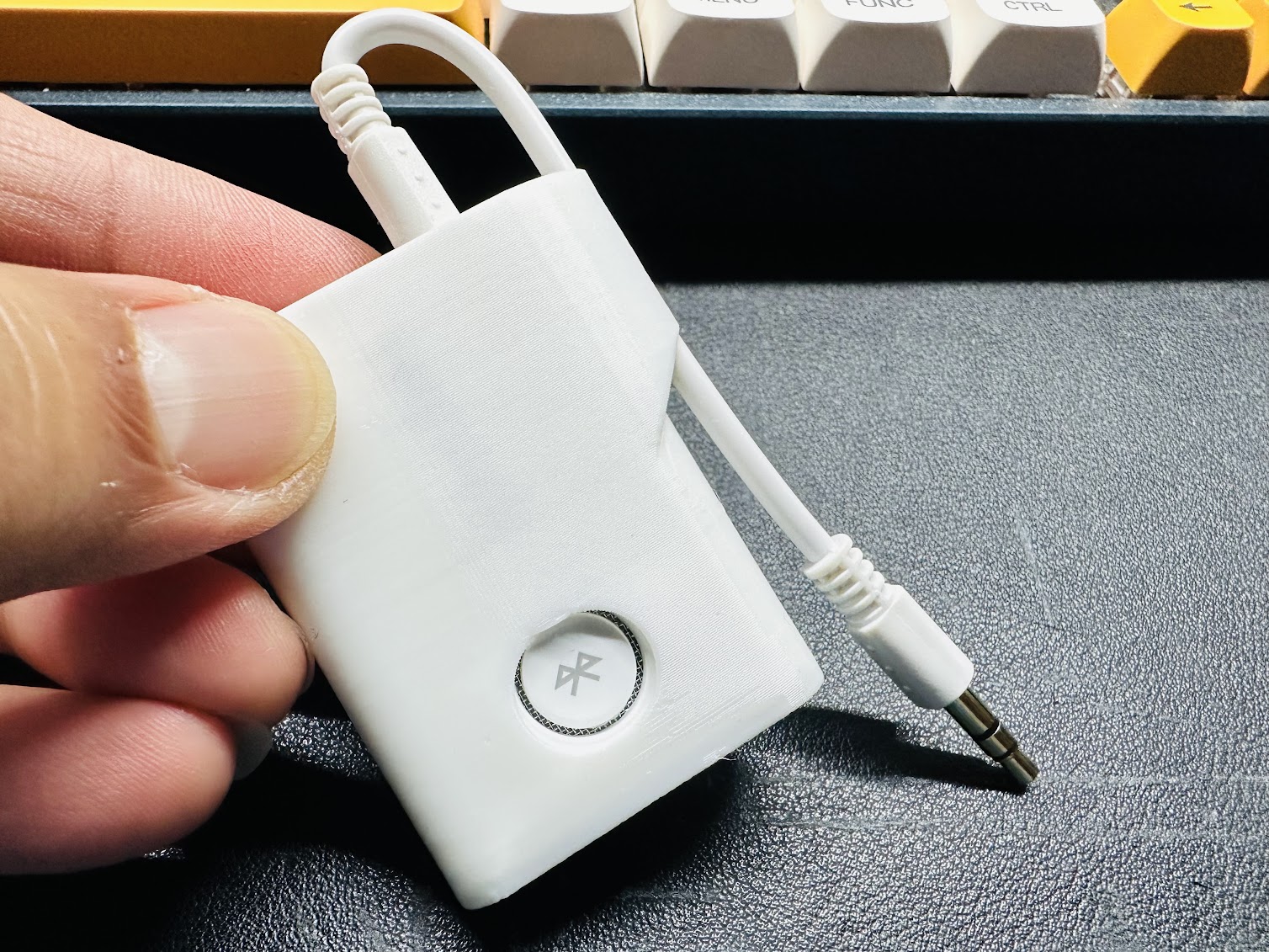Lavales Bluetooth Adapter Sleeve and cable catch