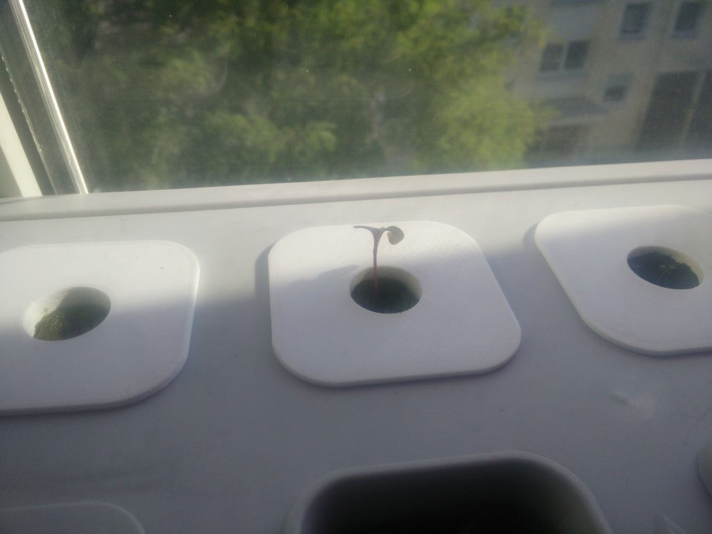 Holder for starter plugs fits Ikea Växer hydroponic system