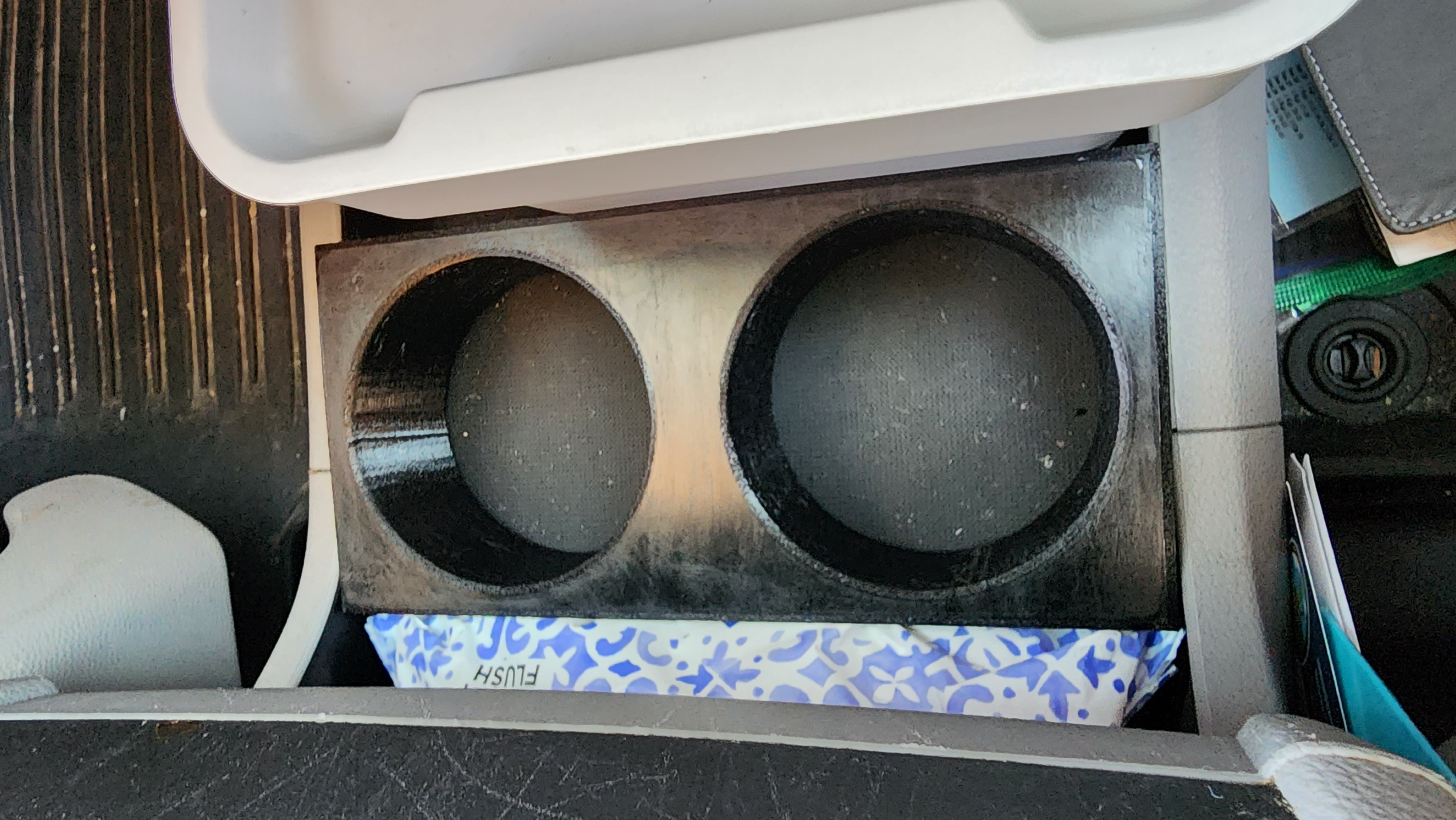 Honda Odyssey (2018) Large Cup Holder