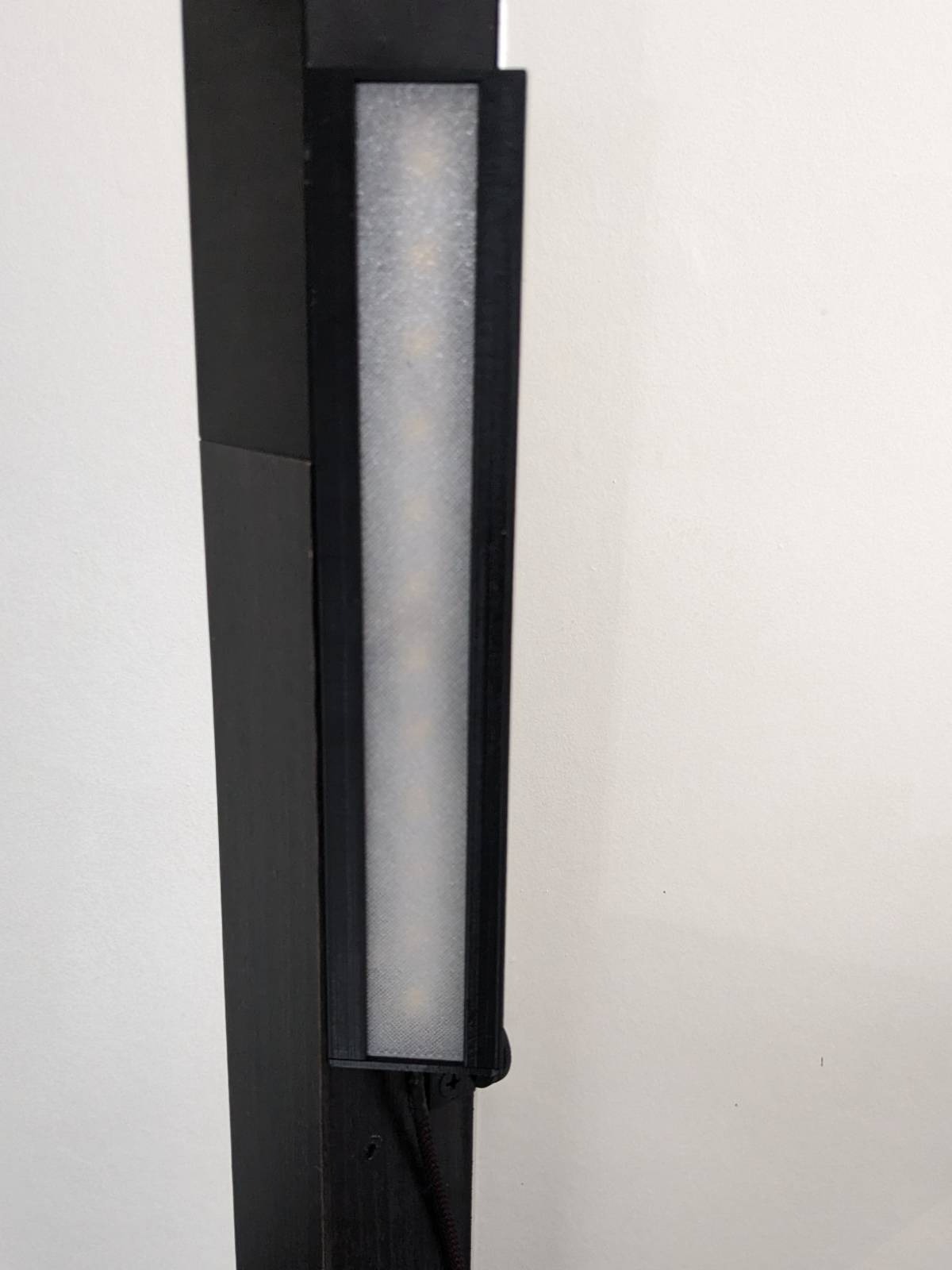 45° LED Light Strip Bars, Optional Diffuser, Ikea Lack Enclosure
