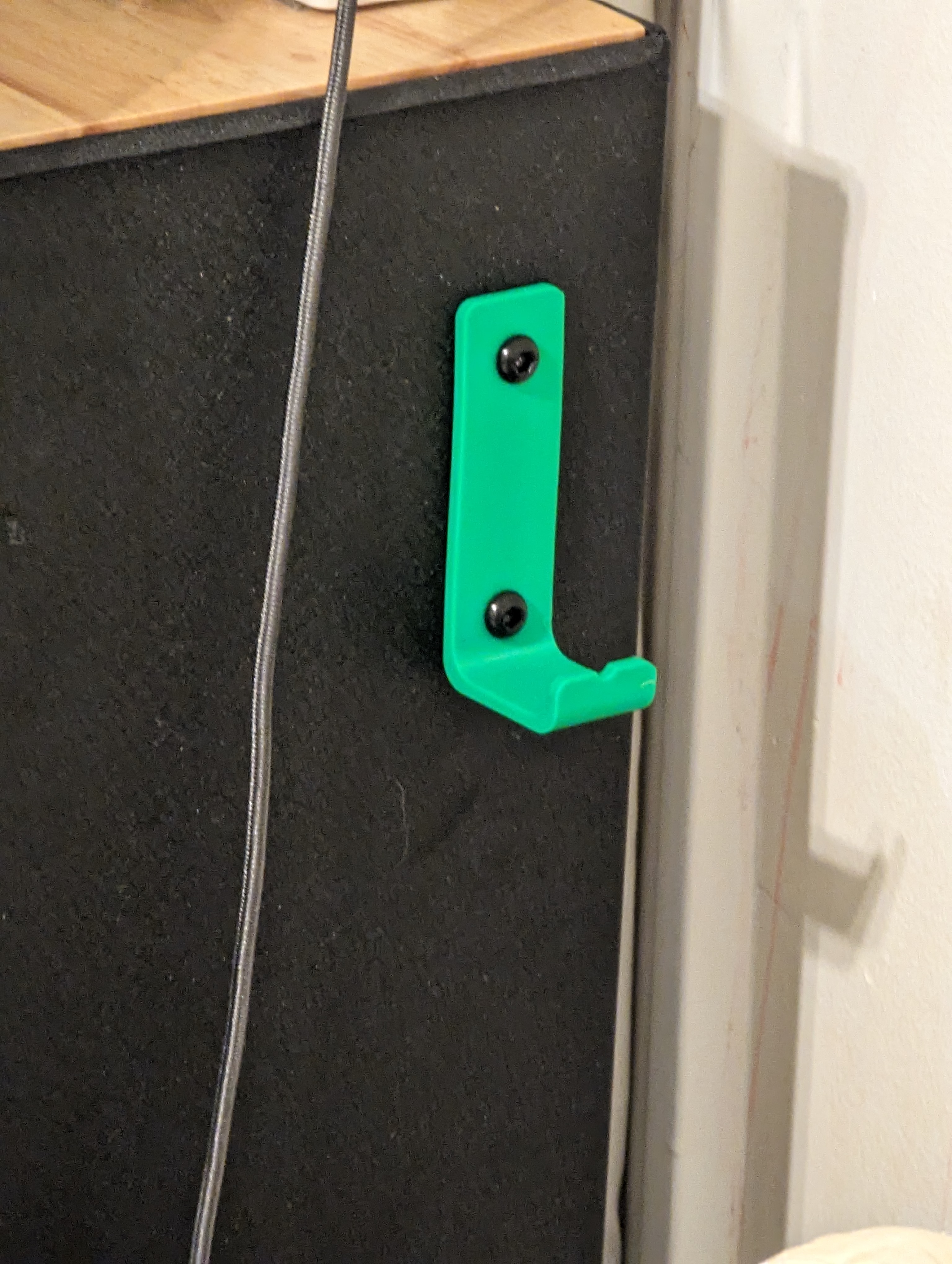 CPAP hook for Husky toolbox