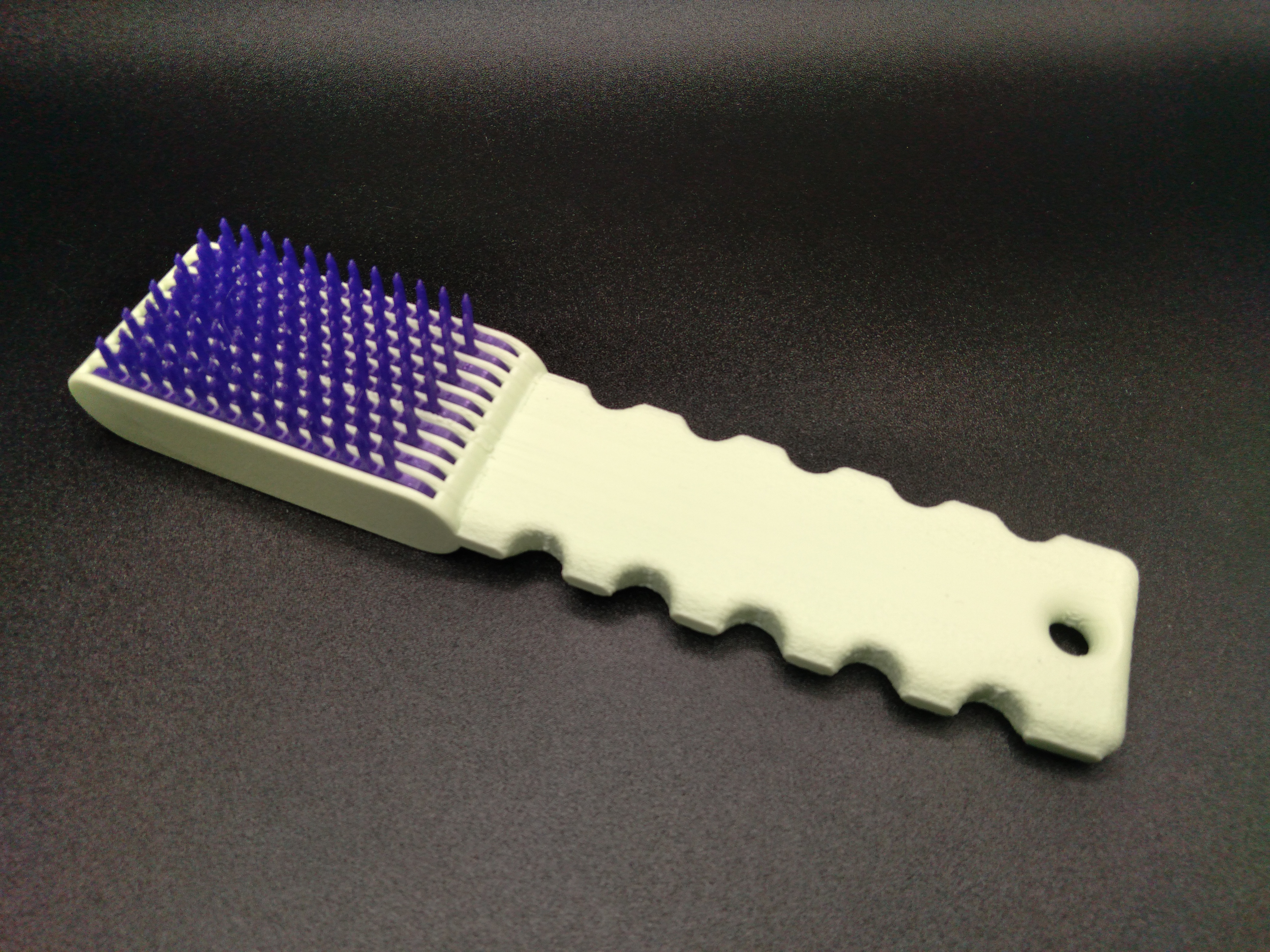 mozBRUSH: Flexible Bristle Hairbrush for Humans or Animals