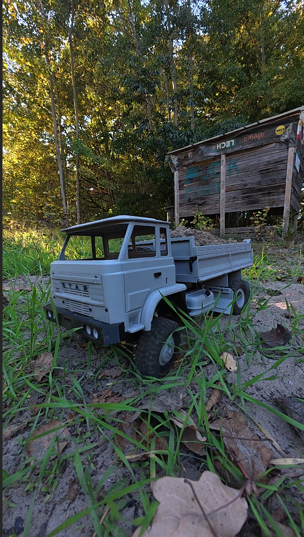 Star 244 RC 1:16 – Cab Assembly + 3D Printable Files