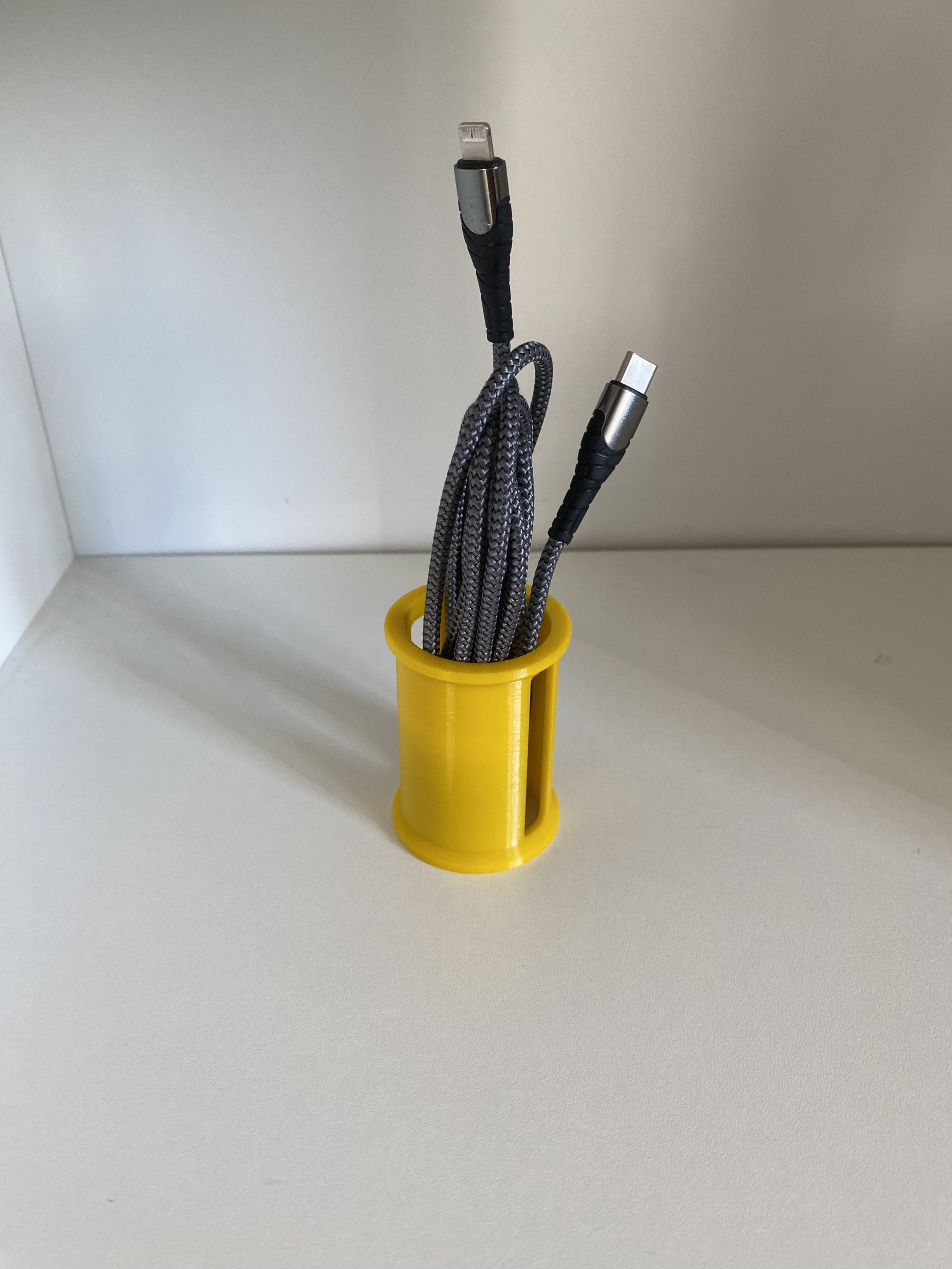 Miniatura 3 do modelo 3D Simple cable organizer