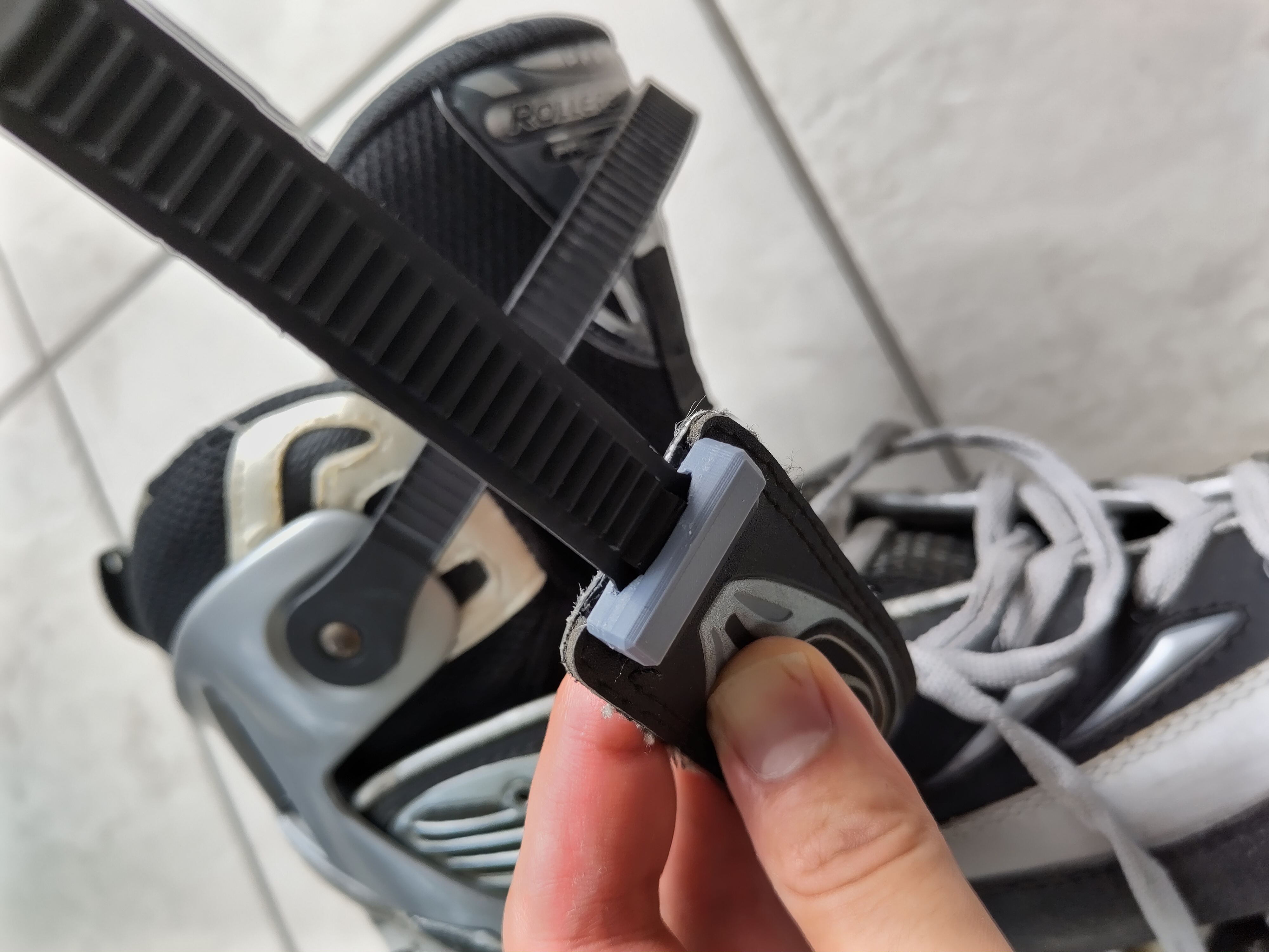 Rollerblade powerslide buckle strip holder by Warc Download free STL