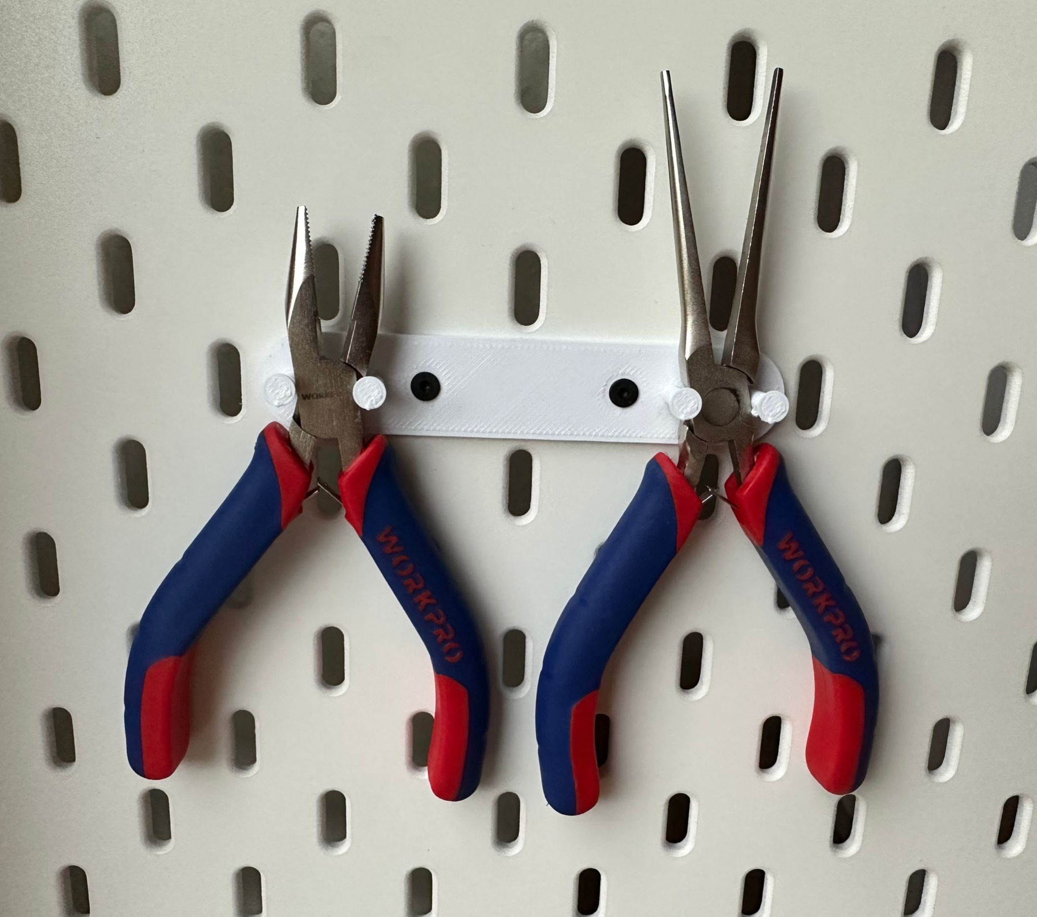 Skadis Plier Holder for small Workpro Pliers