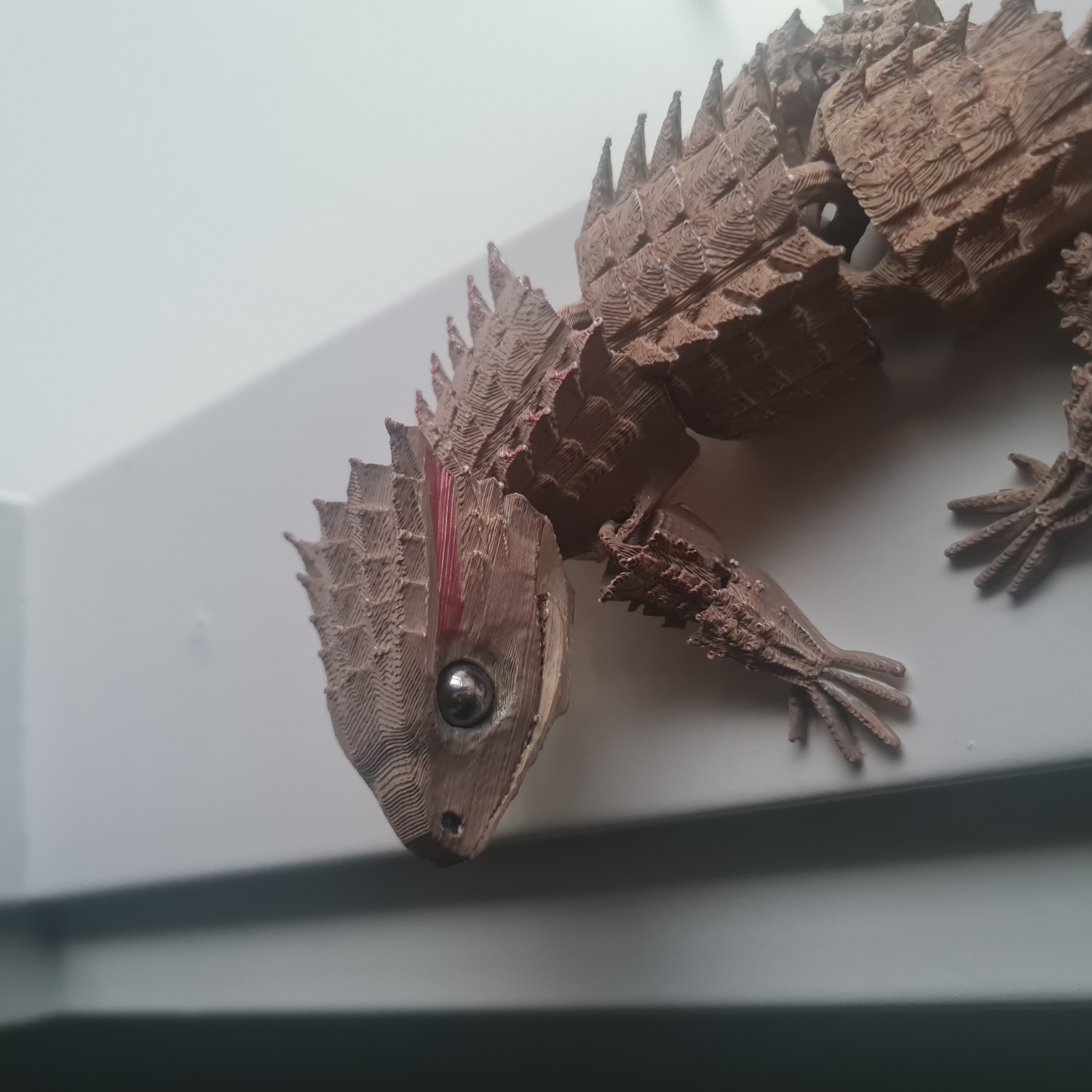 Croc-Skink mit Stahlaugen und Magnetlöchern 3D model thumbnail