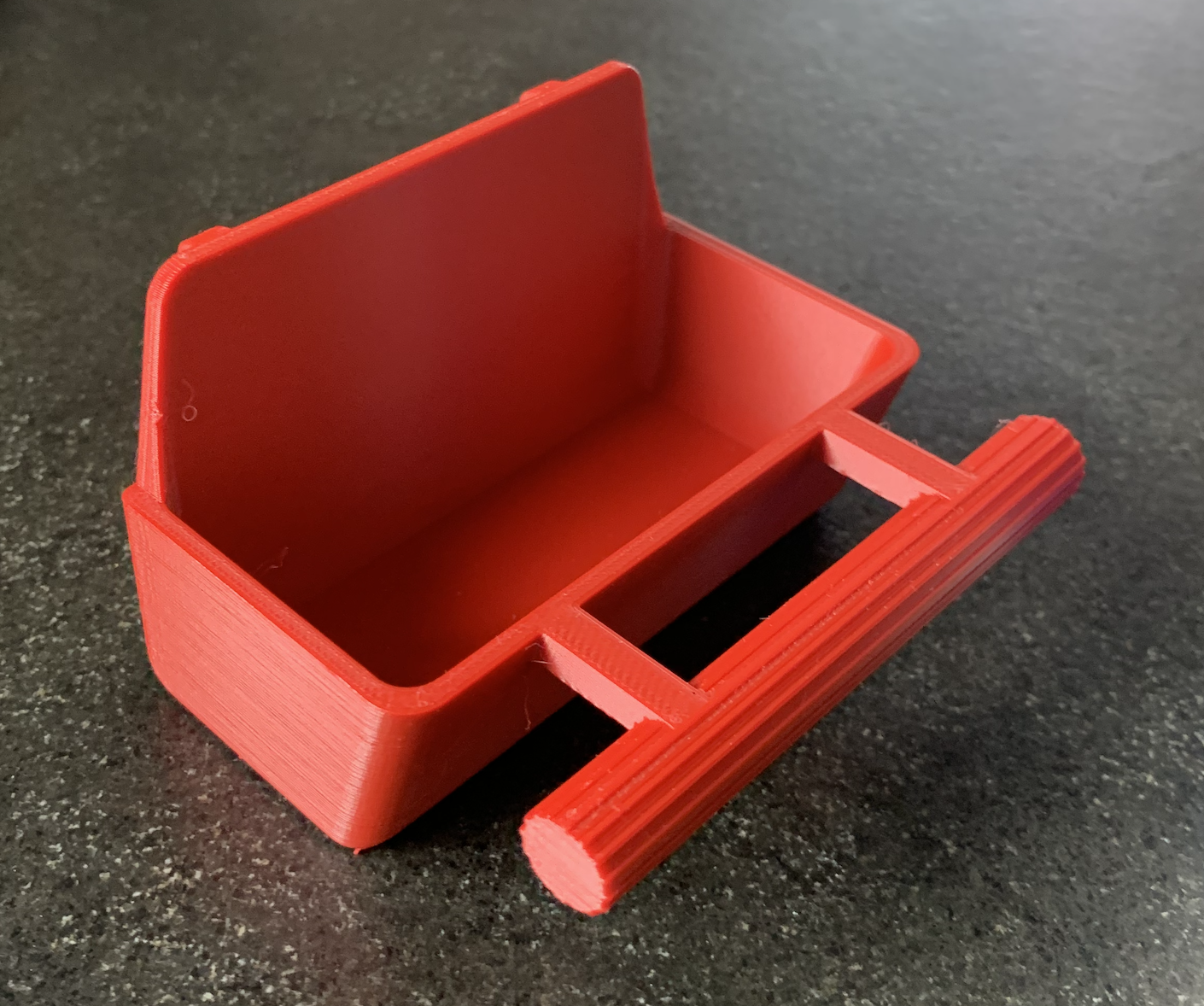 Bird cage feeder (improved) - Vogel Futtertrog für Käfige FreeCAD