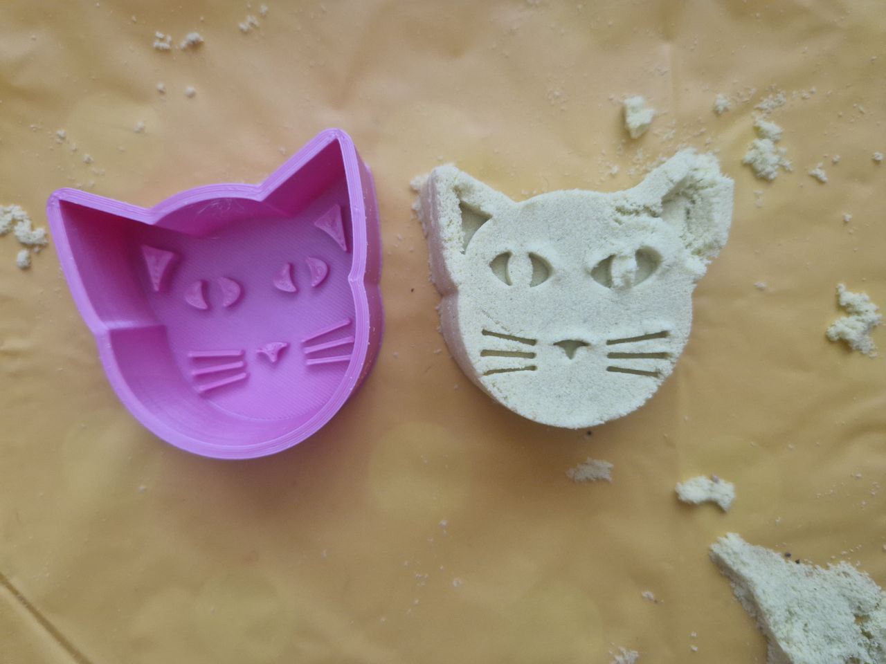 Cat mold by Michal Ovčiarik Download free STL model