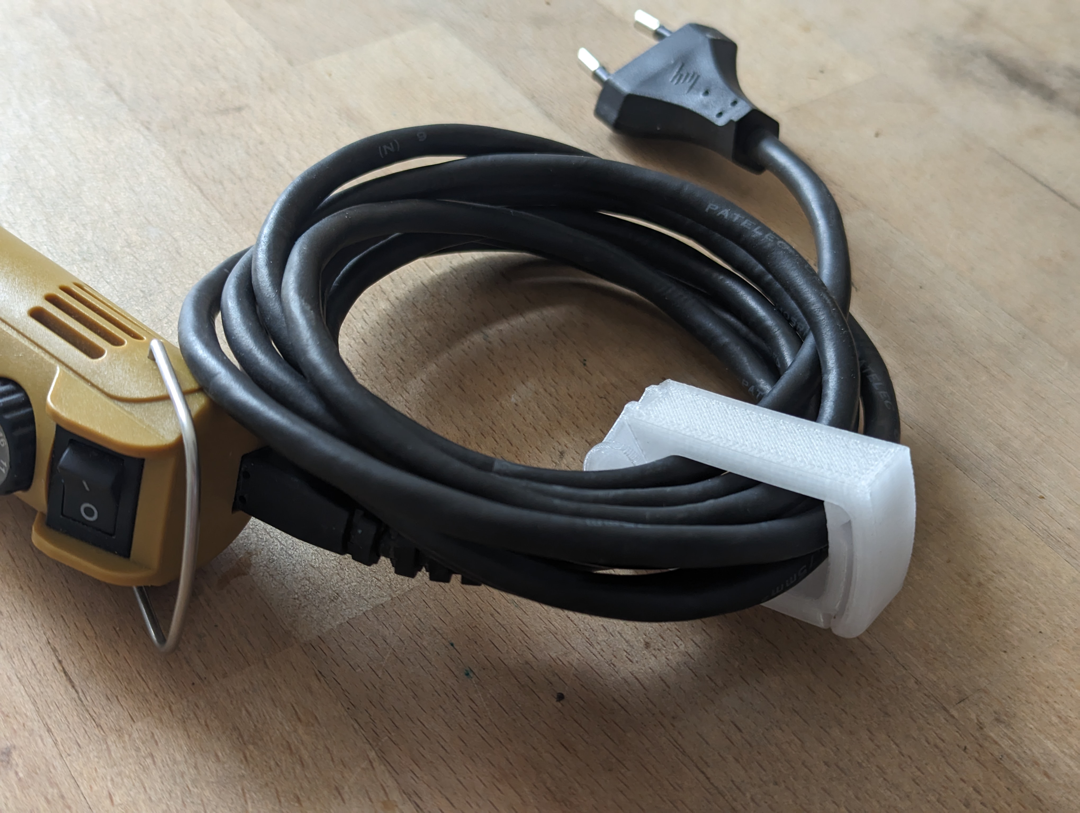 Print in place cable organizer