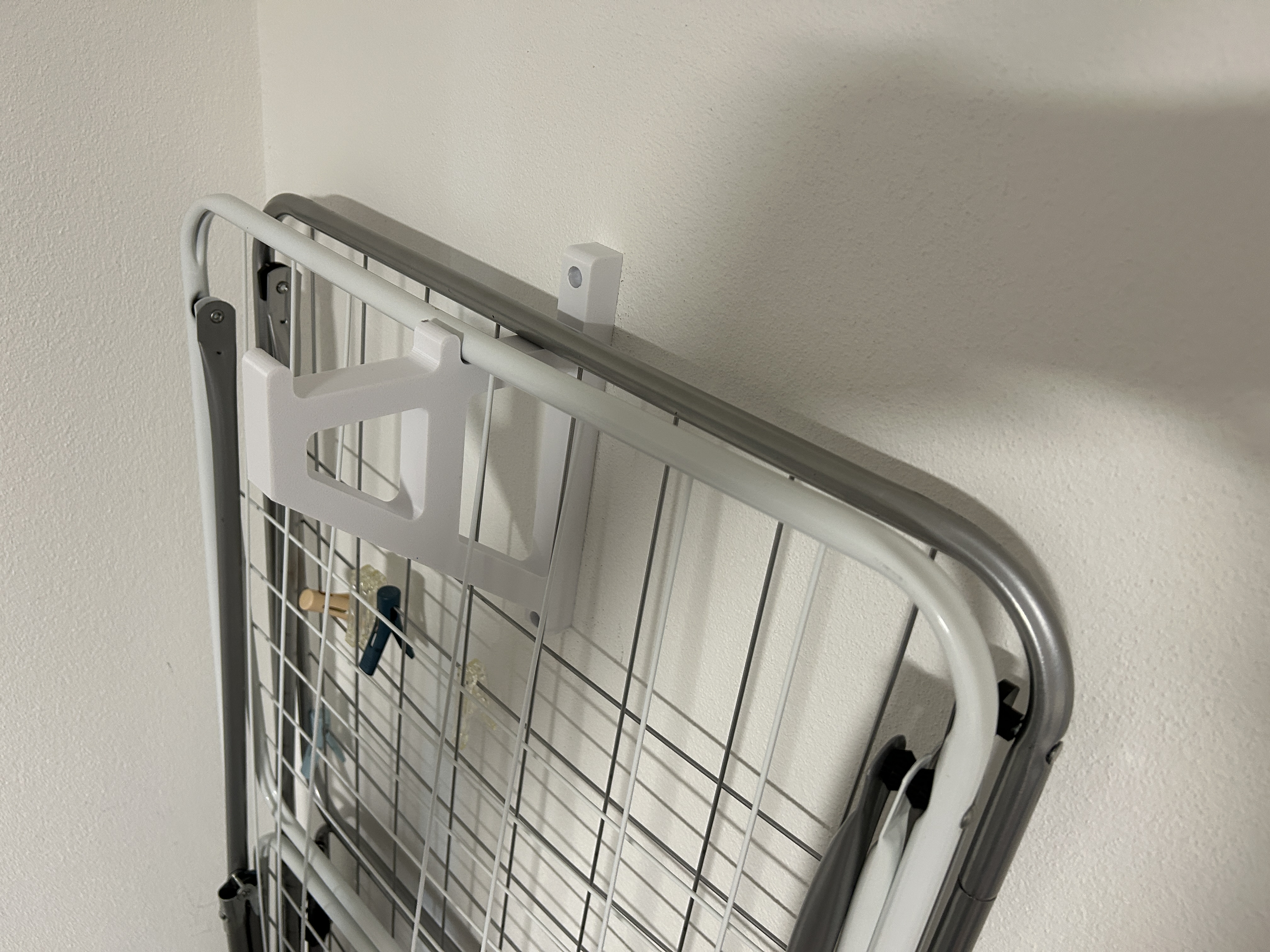 Miniatura 4 do modelo 3D Wall hook for clothes rack dryer
