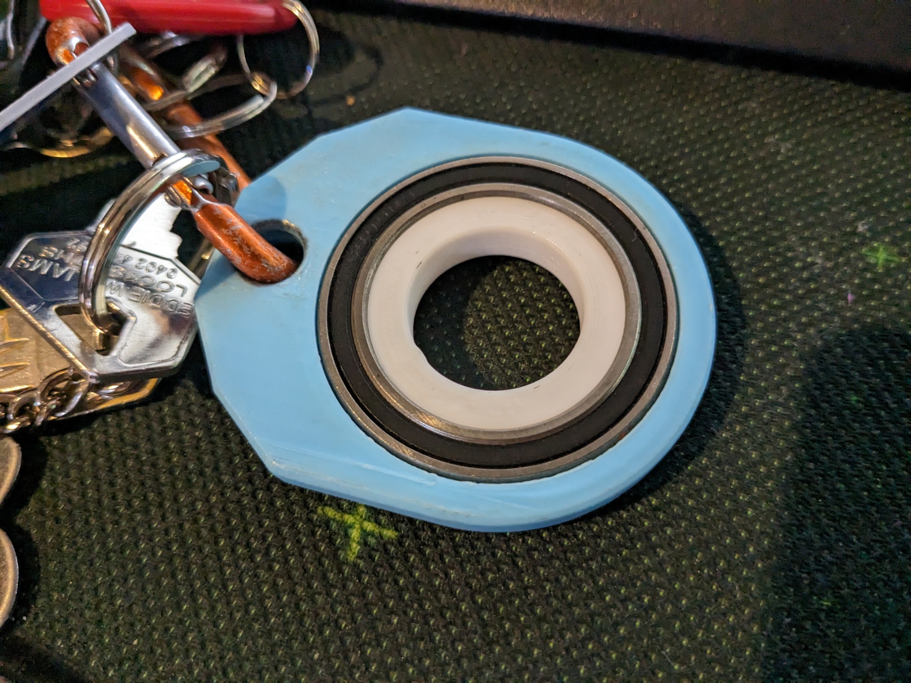 Keychain spinner by D S Download free STL model